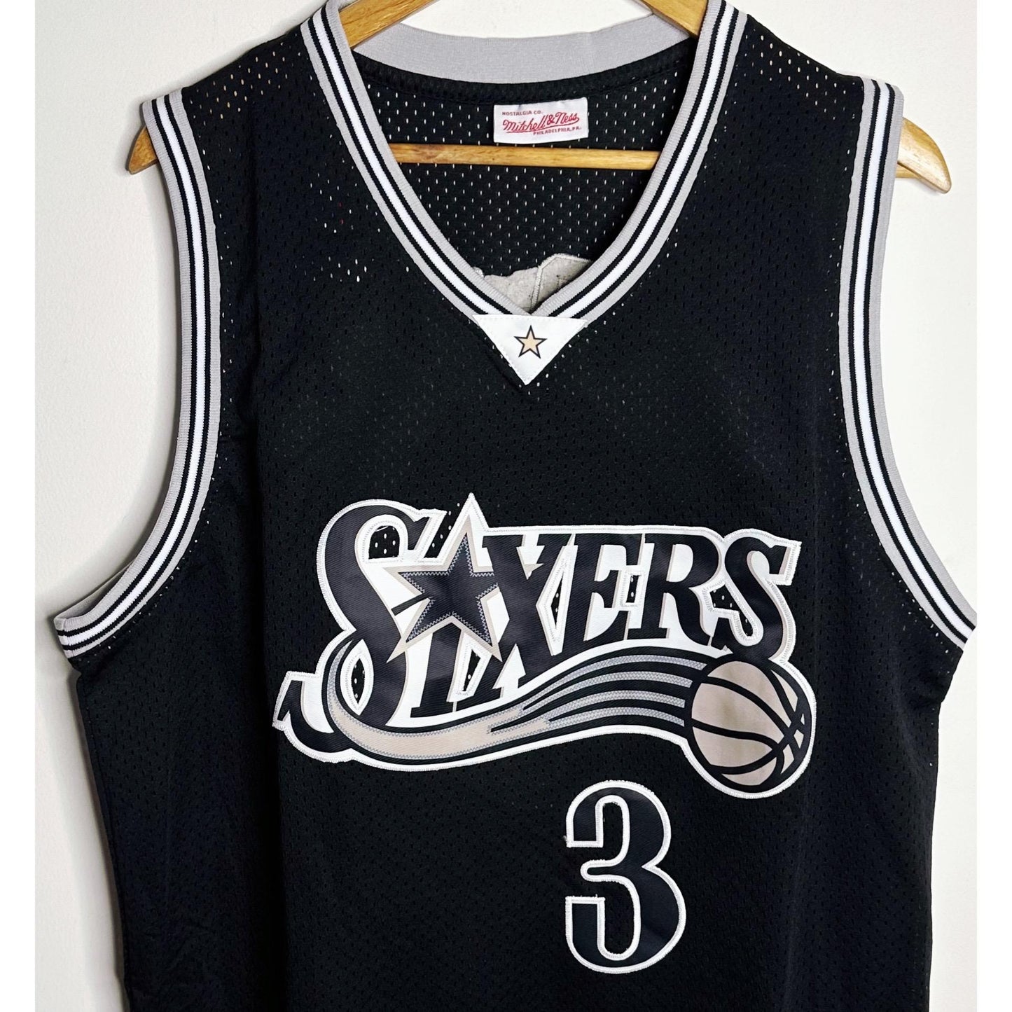 MITCHELL & NESS SIXERS IVE RSON NO 3 BLACK WHITE PREMIUM BASKETBALL JERSEY