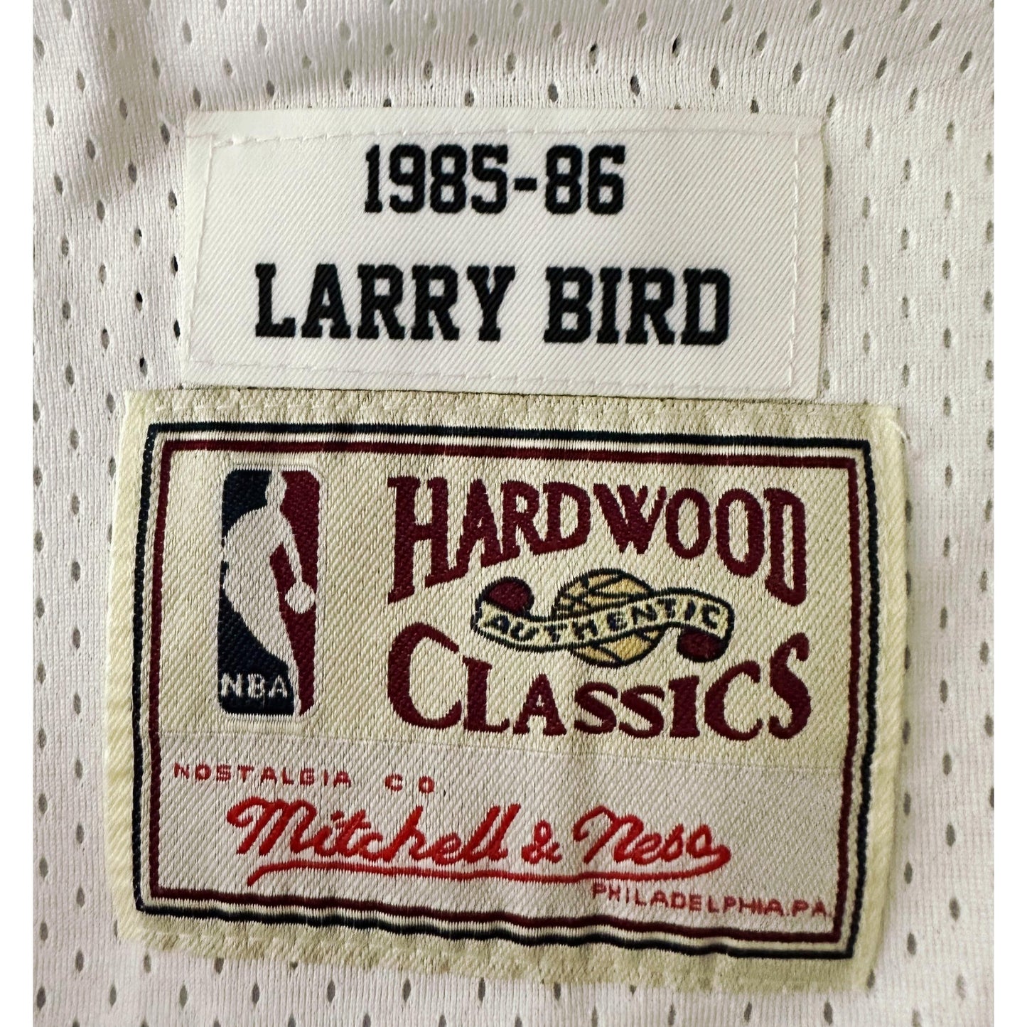 MITCHELL & NESS CELTICS BIRD NO 33 WHITE GREEN PREMIUM BASKETBALL JERSEY
