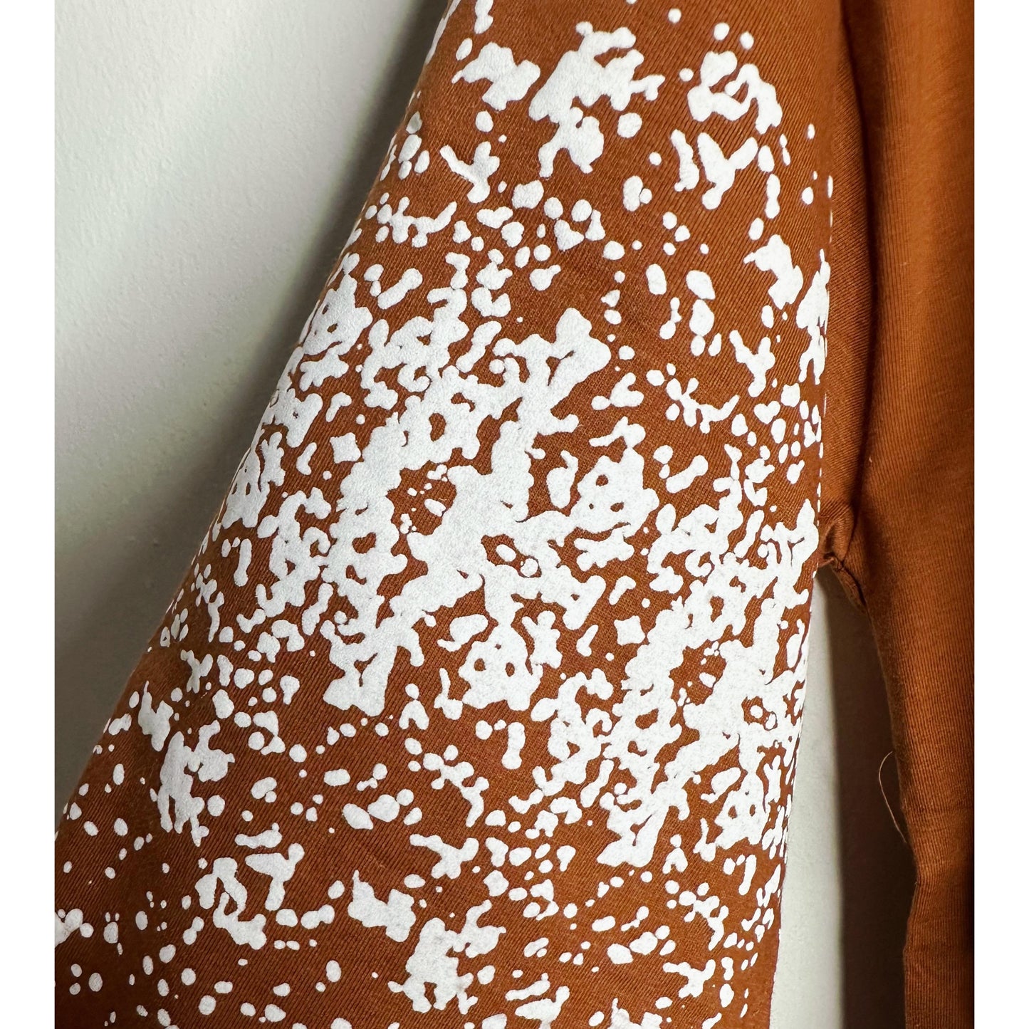 BALENCIAGA MEN’S PREMIUM COTTON T-SHIRT – BROWN MULTICOLOR PRINT | OVERSIZED STREETWEAR STYLE | CASUAL & LUXURY FASHION TEE