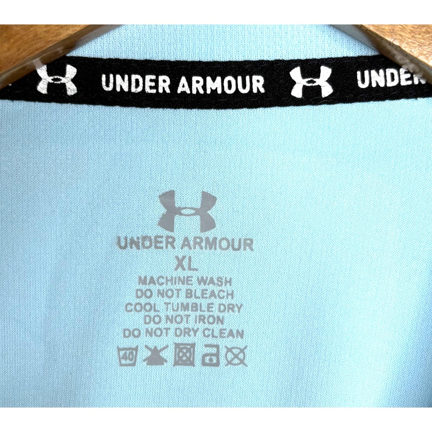 UNDER ARMOUR MEN'S ELITE PERFORMANCE TECH T-SHIRT | LIGHT BLUE/GRAY GRAPHIC PRINT | SHORT SLEEVE, MOISTURE-WICKING, QUICK-DRY | TRAINING & RUNNING