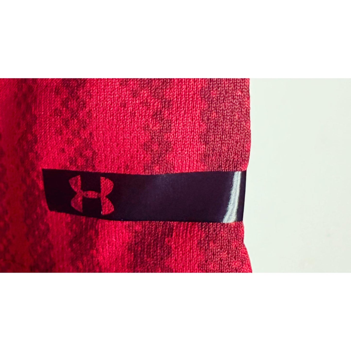 UNDER ARMOUR MEN'S ELITE PERFORMANCE TECH T-SHIRT | RED GRAPHIC PRINT | SHORT SLEEVE, MOISTURE-WICKING, QUICK-DRY | TRAINING & RUNNING