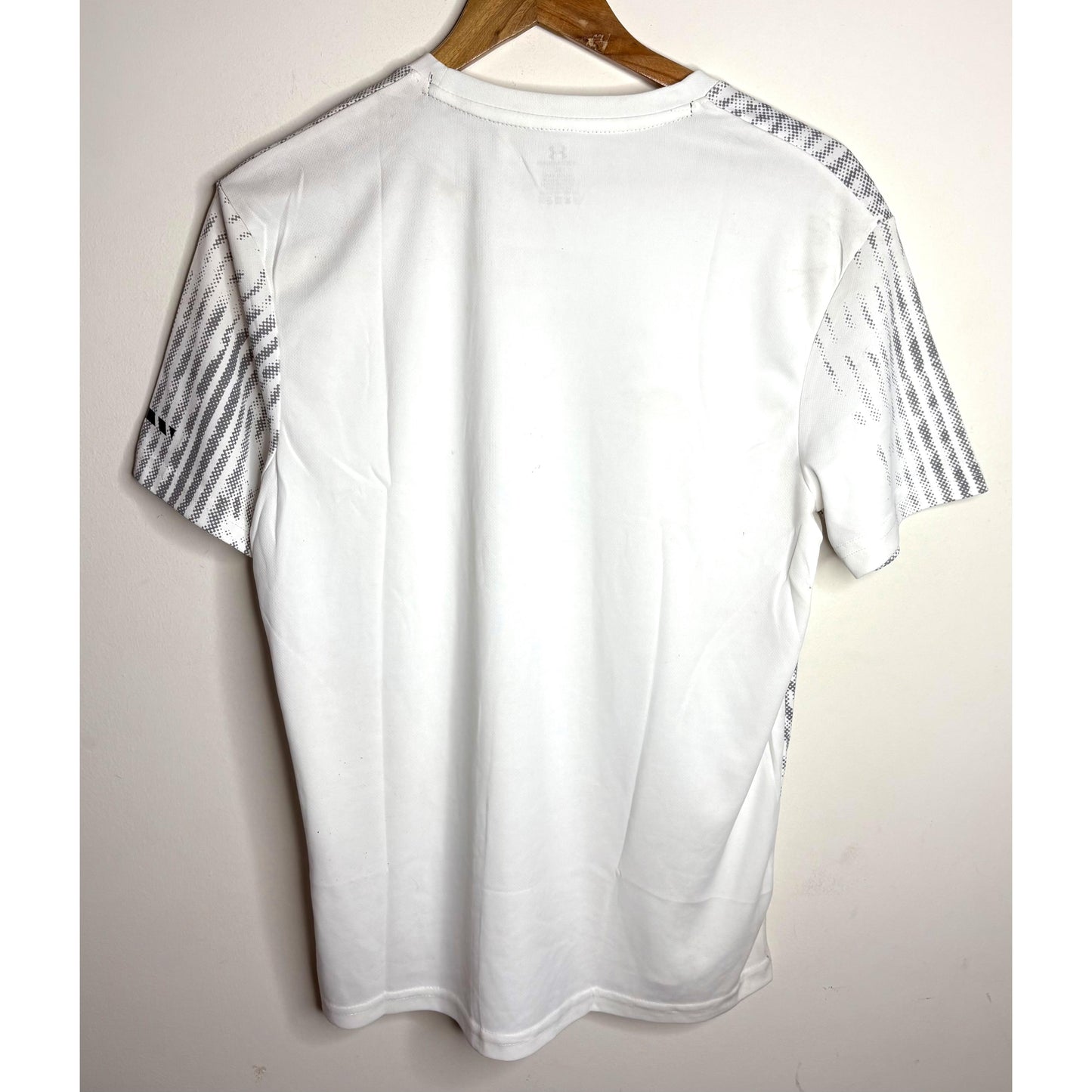 UNDER ARMOUR MEN'S ELITE PERFORMANCE TECH T-SHIRT | WHITE GRAPHIC PRINT | SHORT SLEEVE, MOISTURE-WICKING, QUICK-DRY | TRAINING & RUNNING