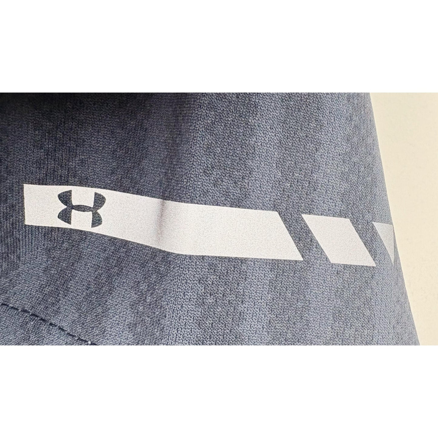 UNDER ARMOUR MEN'S ELITE PERFORMANCE TECH T-SHIRT | MEDIUM DARK BLUE GRAPHIC PRINT | SHORT SLEEVE, MOISTURE-WICKING, QUICK-DRY | TRAINING & RUNNING