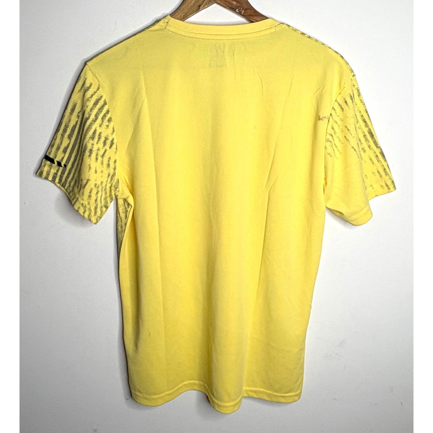 UNDER ARMOUR MEN'S ELITE PERFORMANCE TECH T-SHIRT | YELLOW GRAPHIC PRINT | SHORT SLEEVE, MOISTURE-WICKING, QUICK-DRY | TRAINING & RUNNING