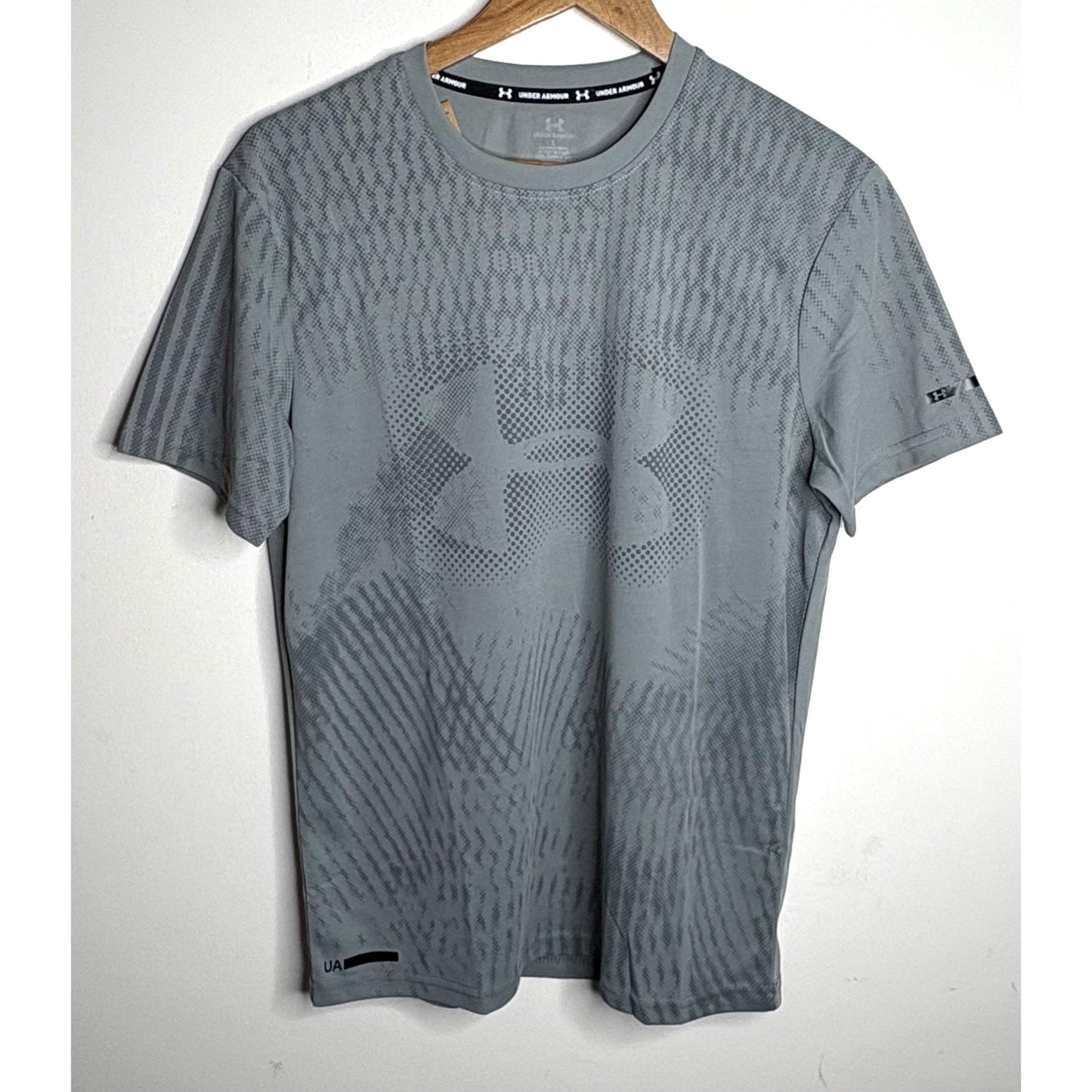 UNDER ARMOUR MEN'S ELITE PERFORMANCE TECH T-SHIRT | GRAY GRAPHIC PRINT | SHORT SLEEVE, MOISTURE-WICKING, QUICK-DRY | TRAINING & RUNNING