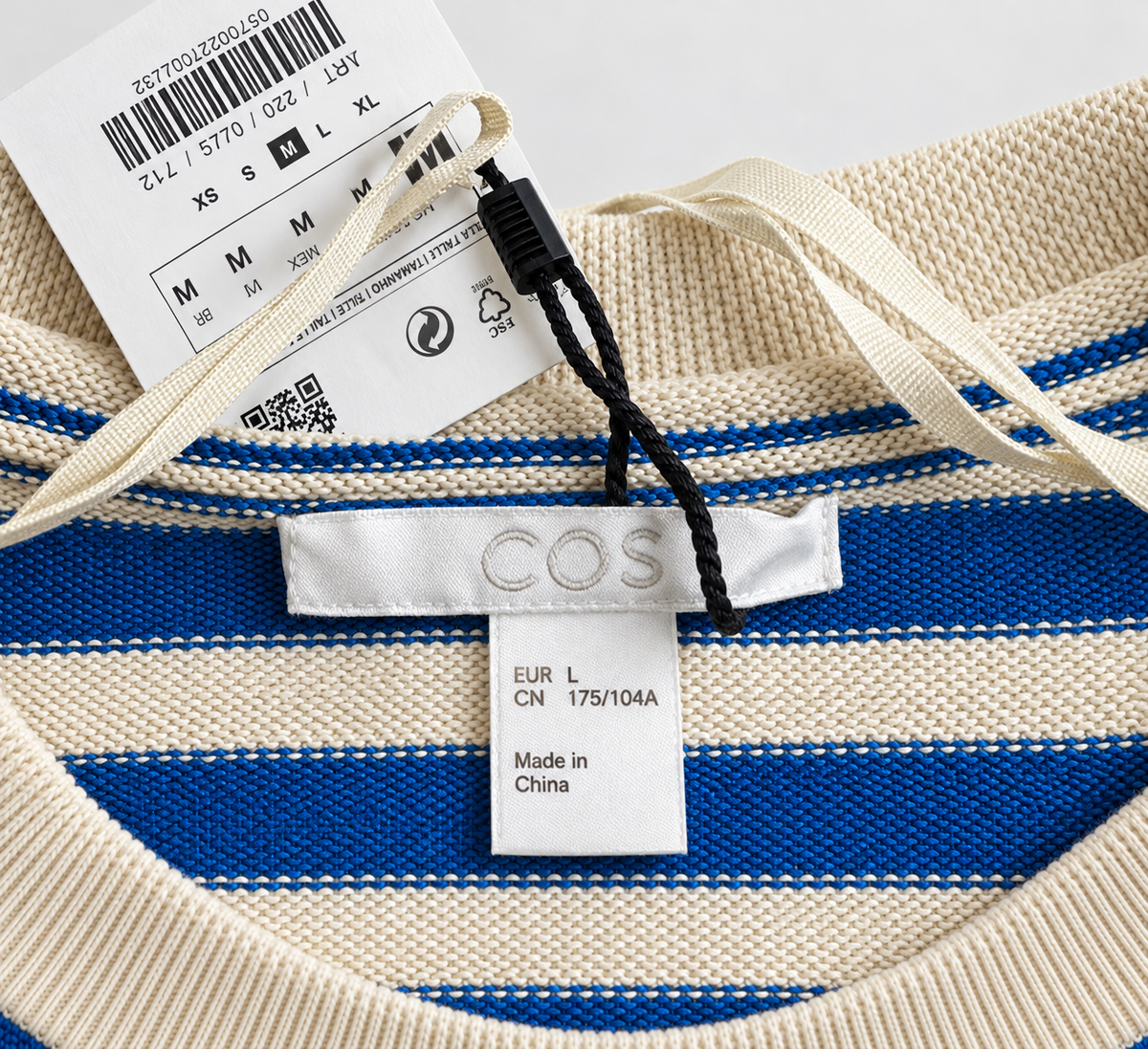 COS Men’s Premium Blue & White Striped Knit Crew Neck T-Shirt - SIZE M