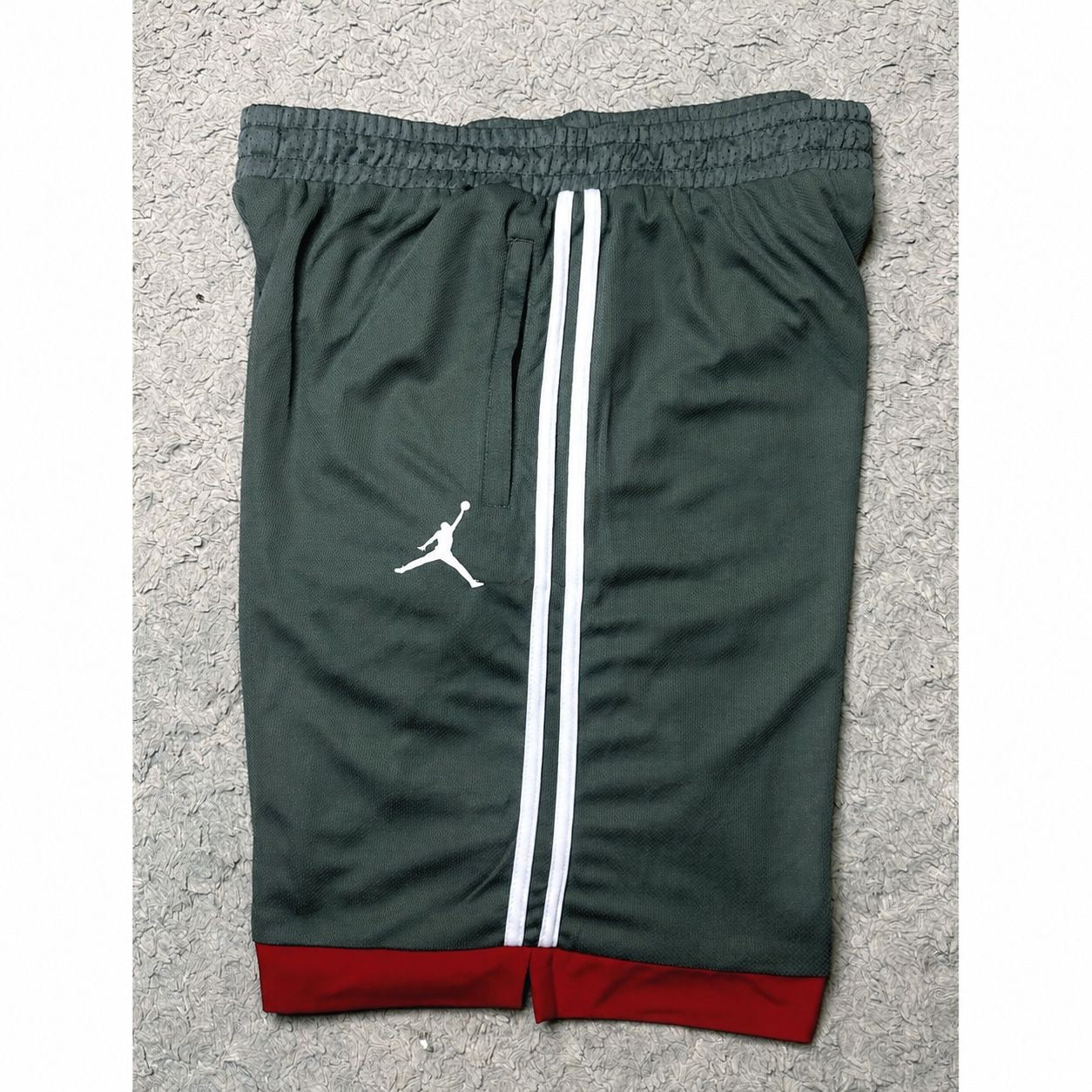 Jordan Jumpman Athletic Mesh Reversible Shorts – Grey Red Colorblock