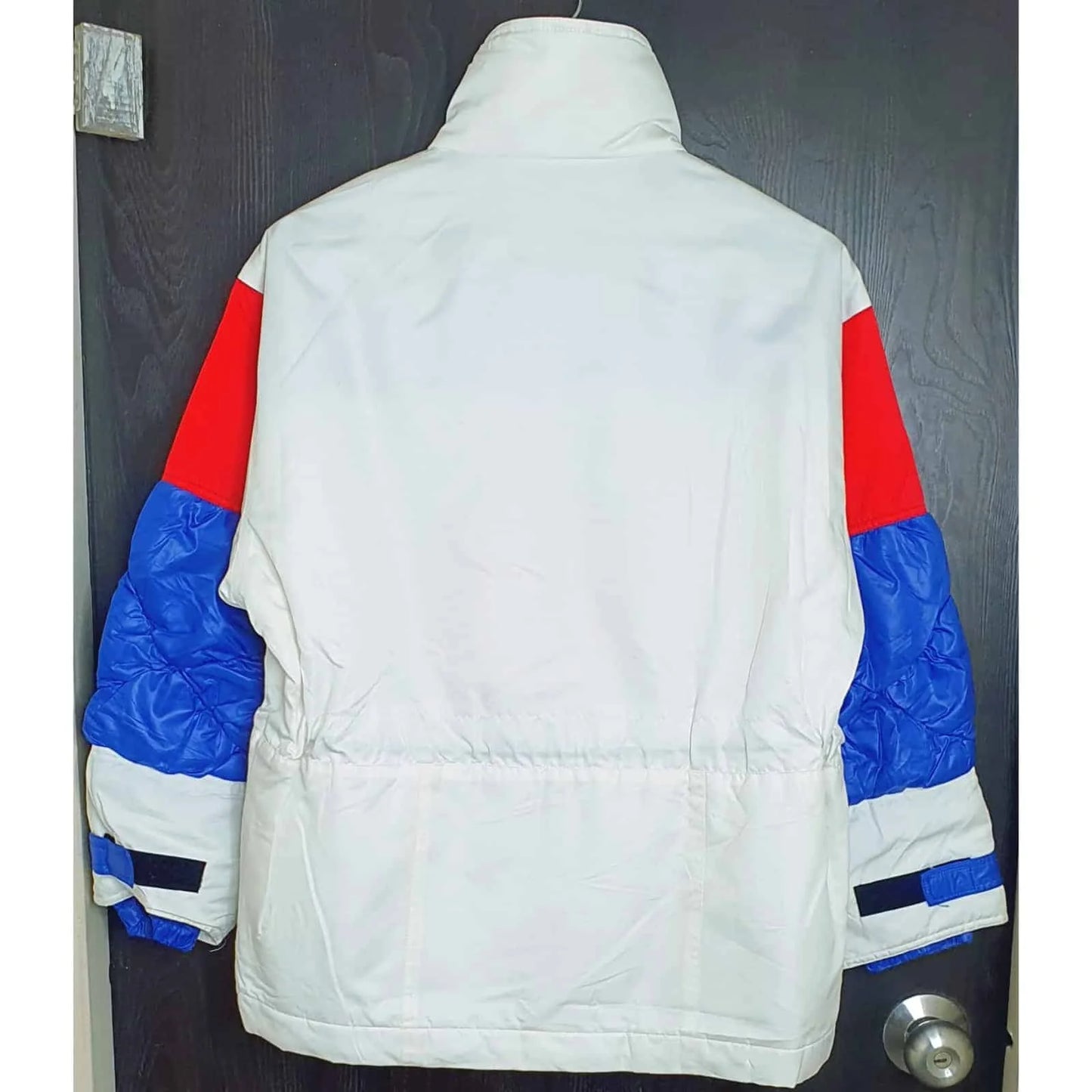 WHITE HEAVYDUTY FILA SIZE: M / L JACKET