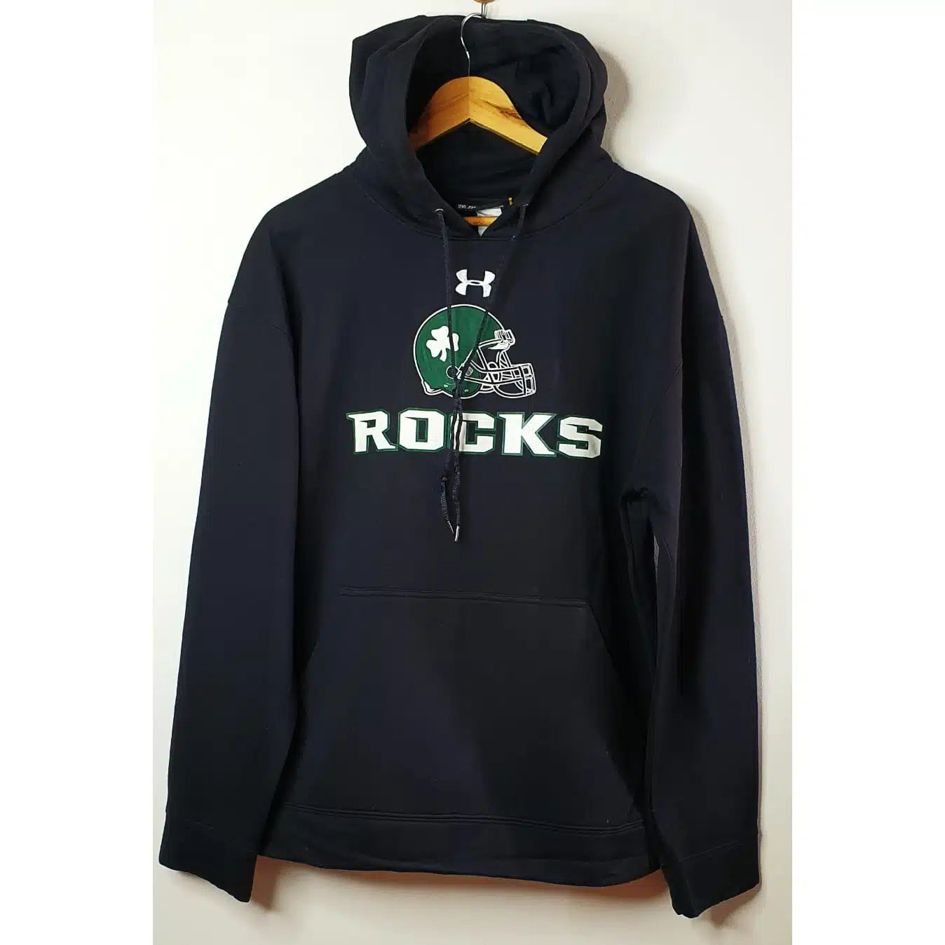 UNDERARMOUR ROCKS BLACK HOODIE SIZE :2XL