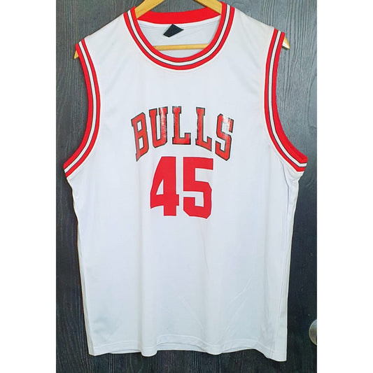 BULLS 45 WHITE BASKETBALL JERSEY