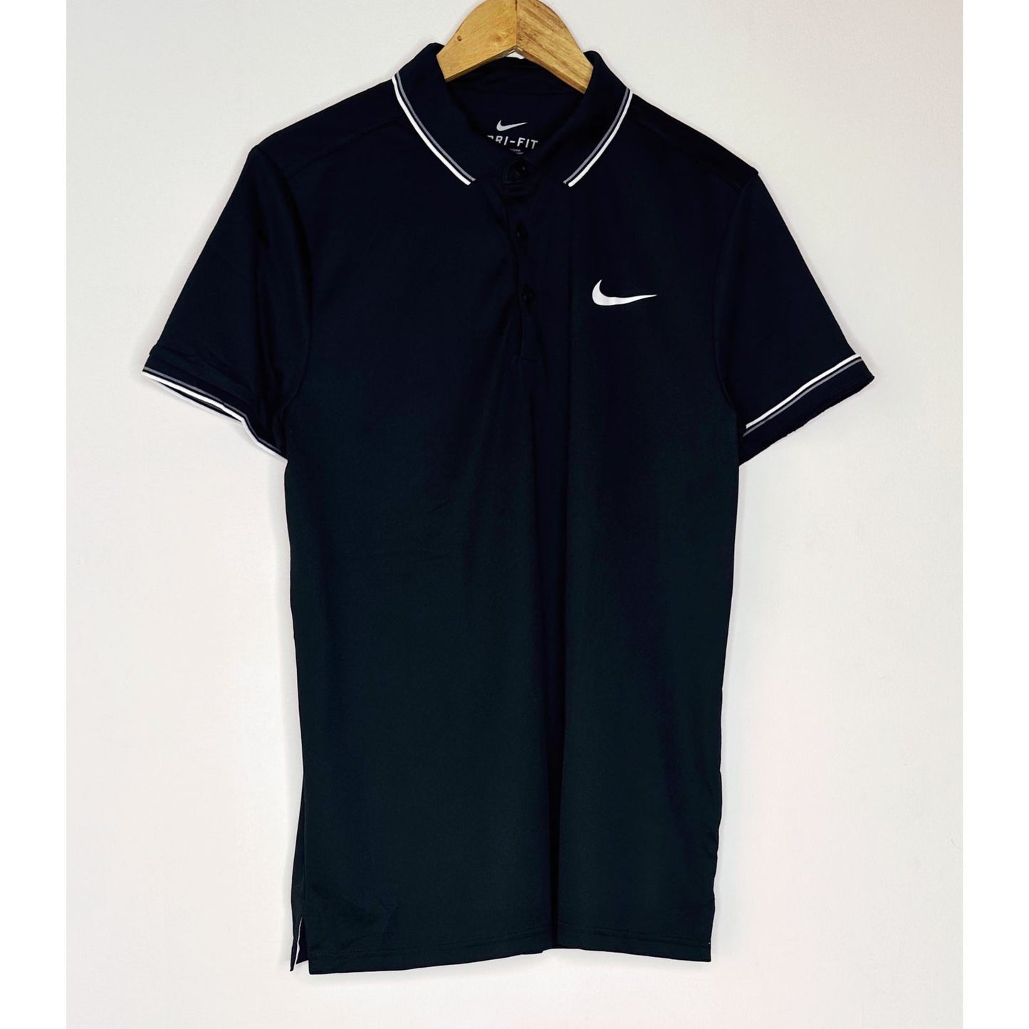 DRI FIT NIKE BLACK  SIZE-XL Premium Polo tees