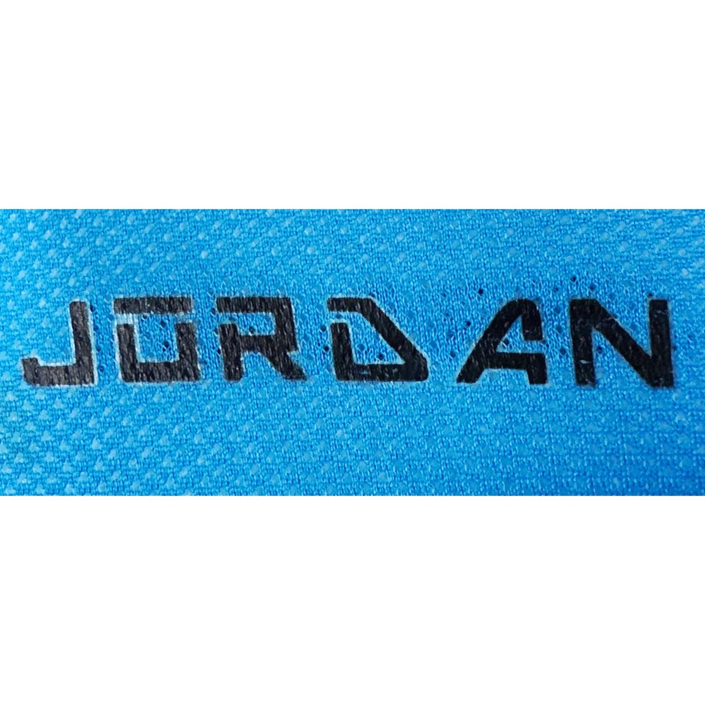 JORDAN WHITE AND BLUE SIZE-L DOUBLE SIDED BASKETBALL JERSEYS