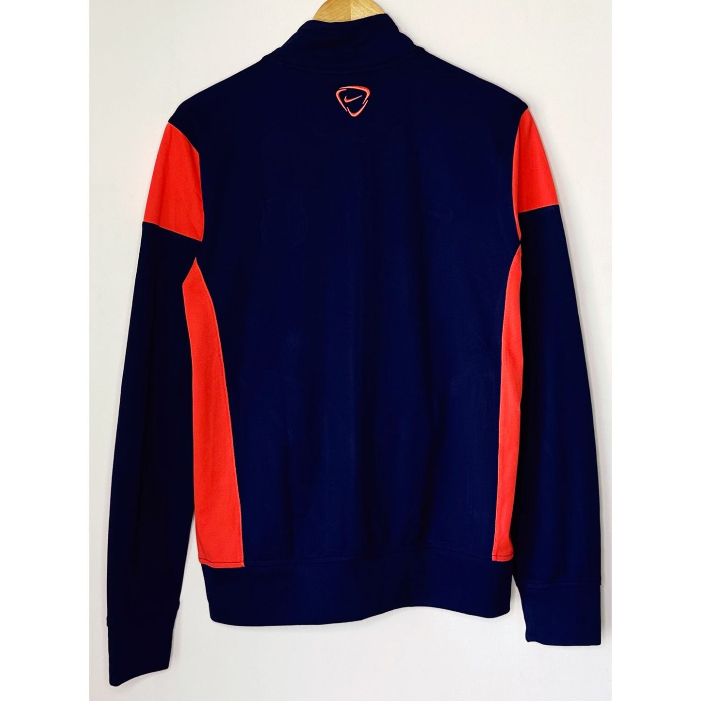 NIKE FCB SIZE-M SPORTSWEAR JACKET