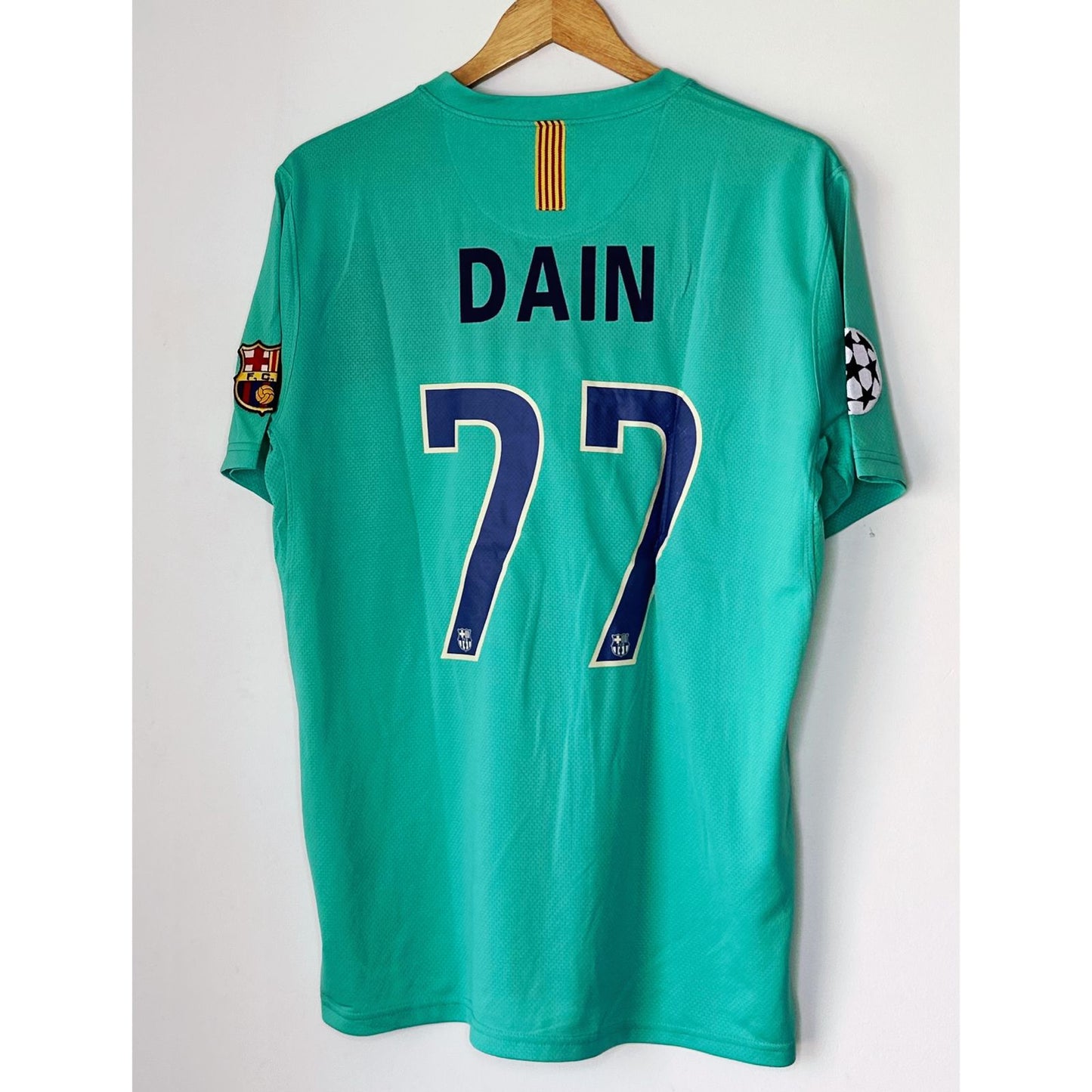 UNICEF DAIN NO 77 SIZE- XL DRY-FIT TEES