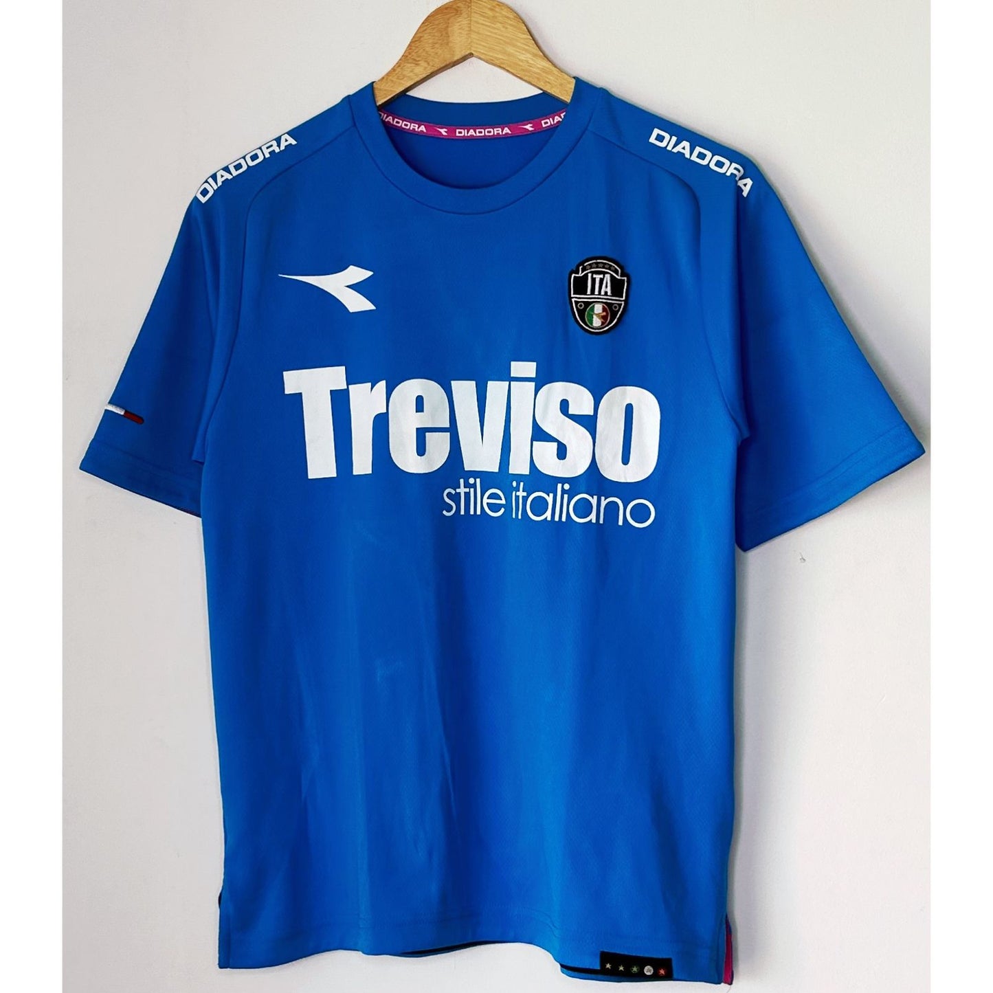 TREVISO DIAOORA SIZE- M DRY-FIT TEES