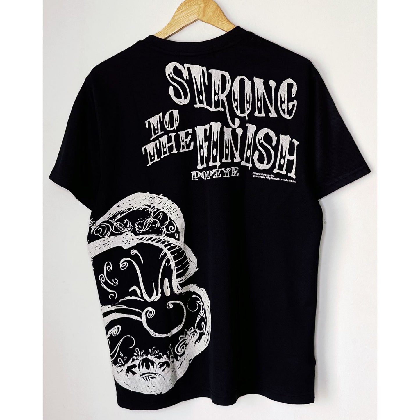 POPEYE STRONG TO THE FINISH BLACK SIZE- L DRY-FIT TEES