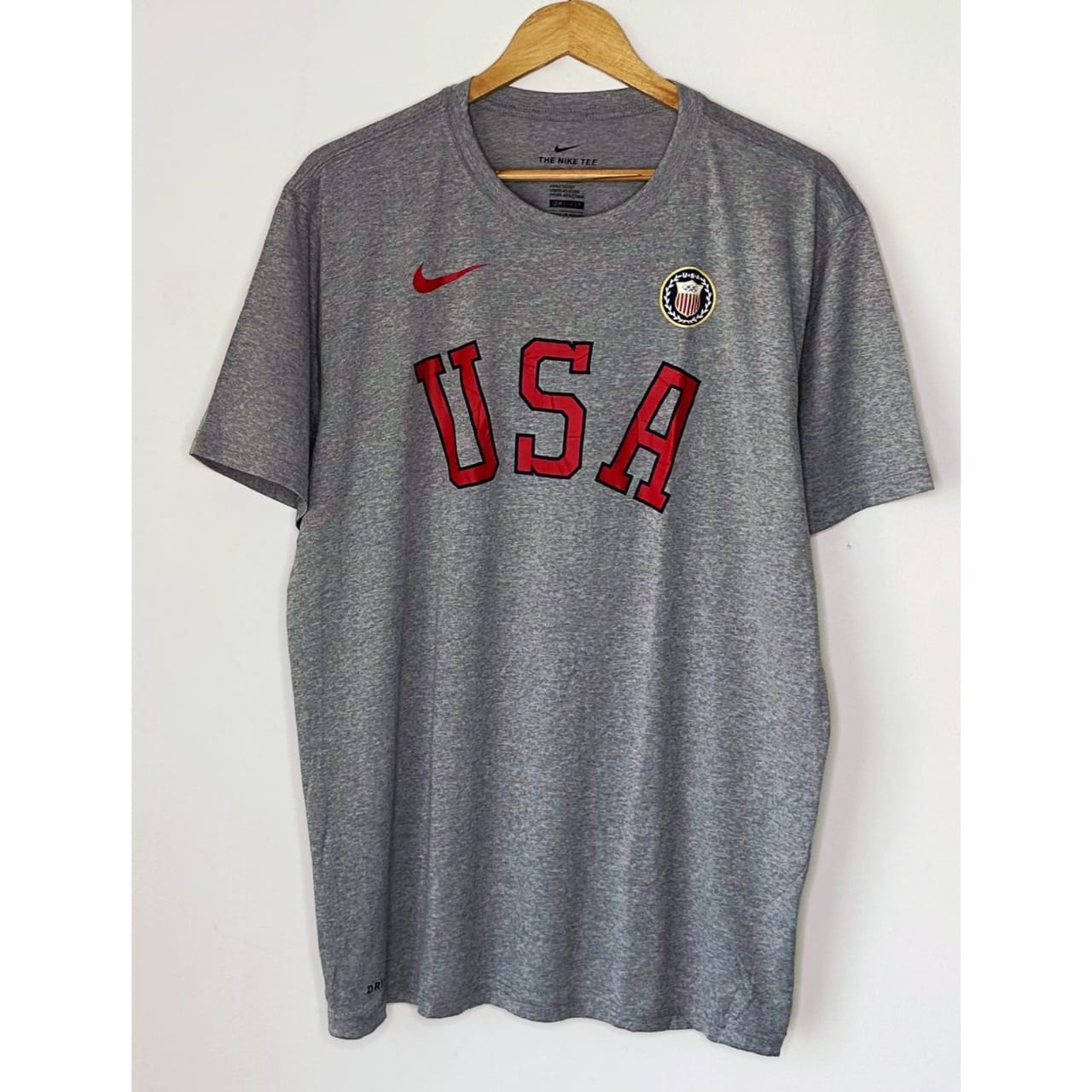 NIKE USA SIZE-L DRY-FIT