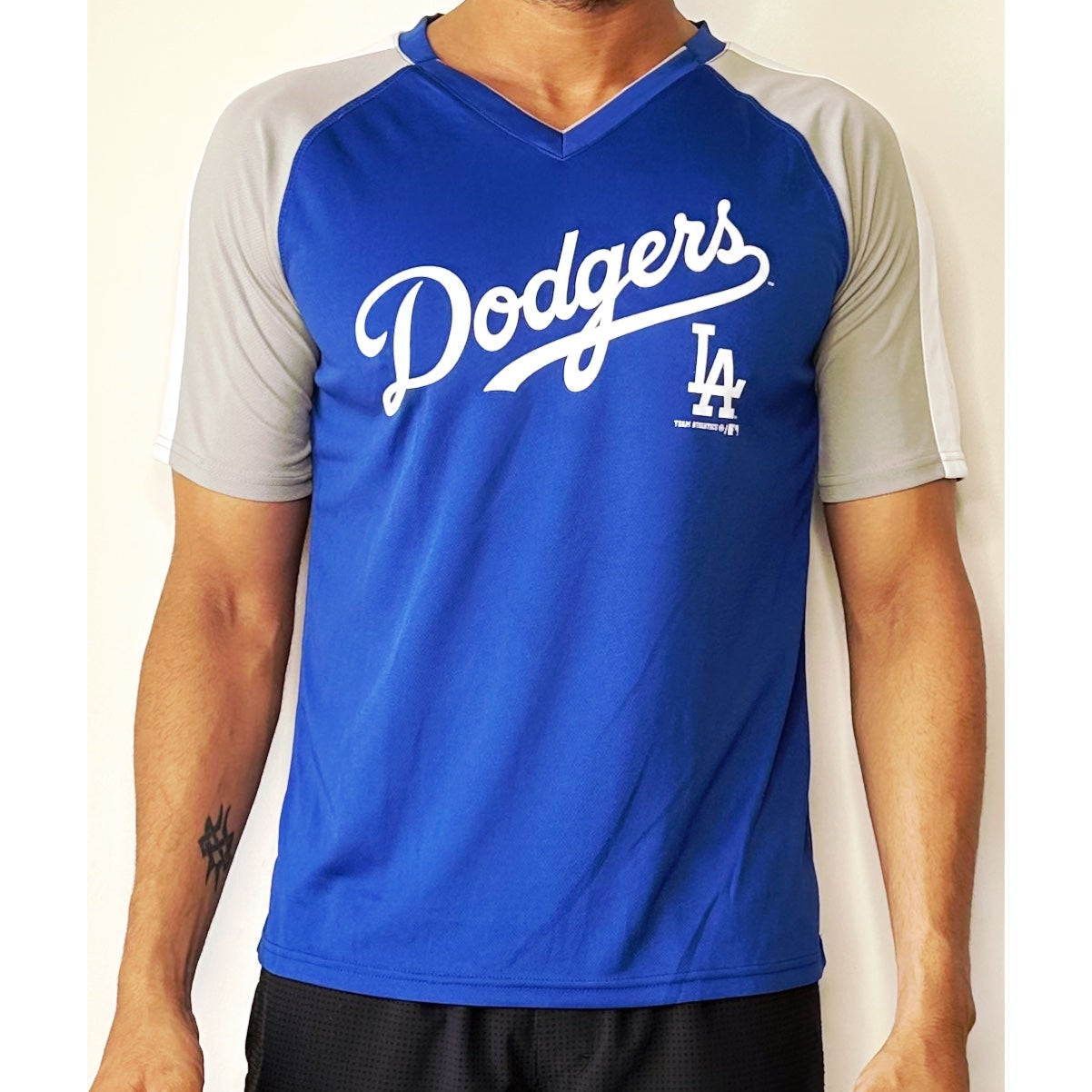 DODGERS LA SIZE M JERSEY