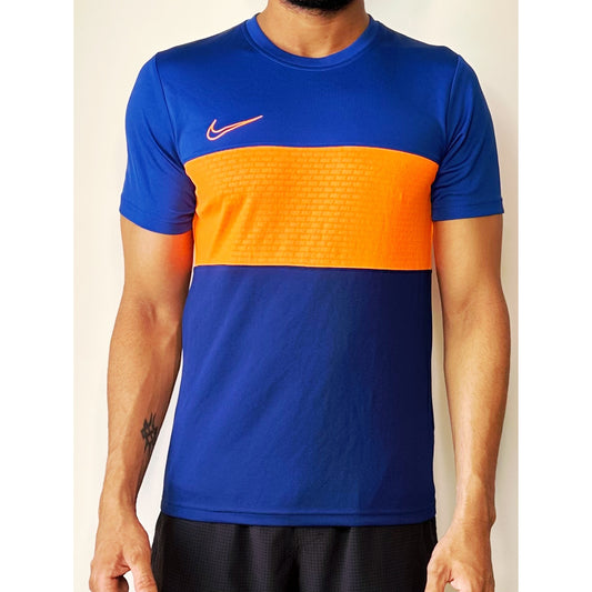 NIKE DARK BLUE & ORANDE TEE SIZE-M Premium Dri-fits