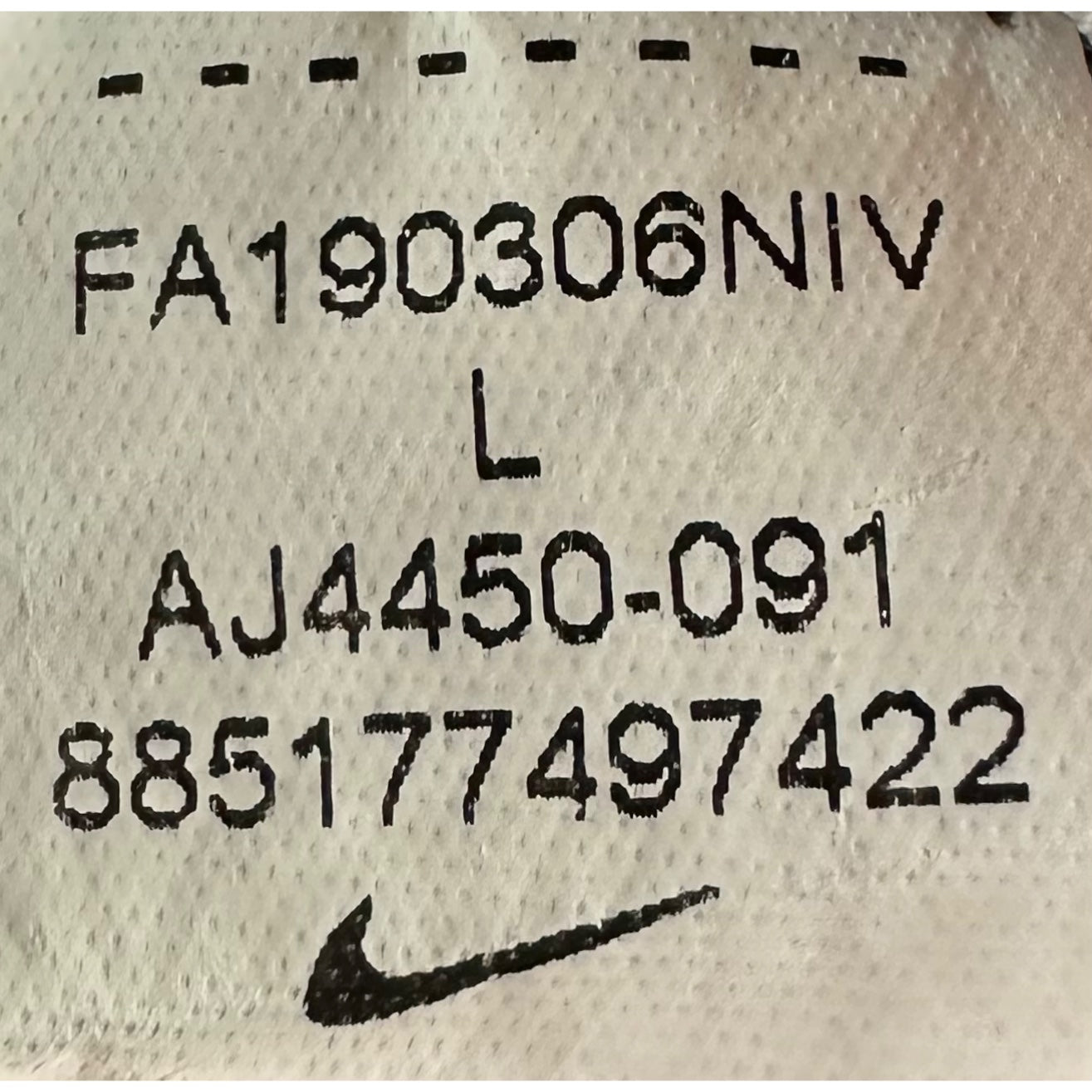 NIKE GREY SIZE-L Premium Dri-fits