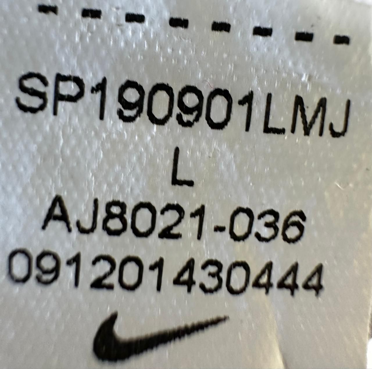 NIKE GRAY TEE SIZE-L Premium Dri-fits