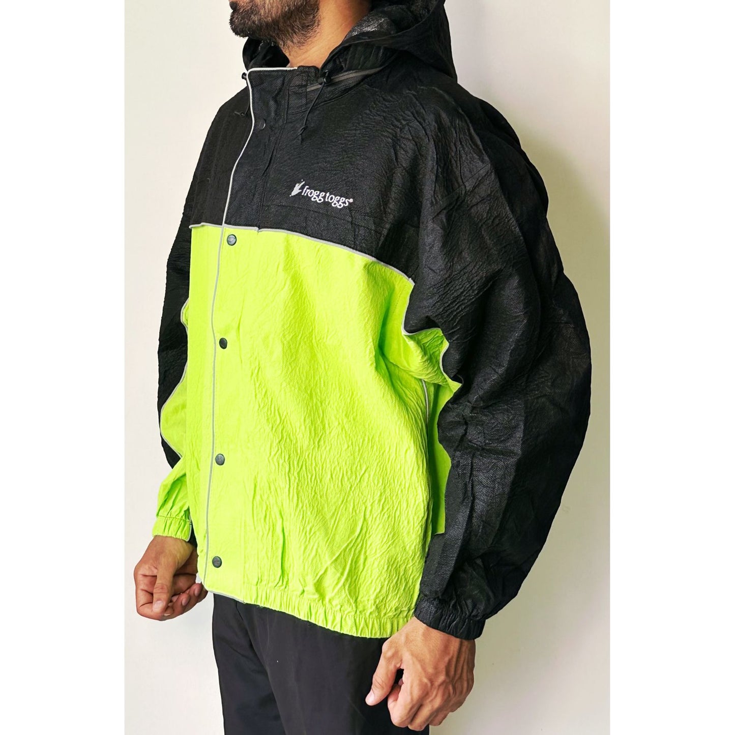 FROGG TOGGS WINDBREAKER SIZE XL PREMIUM JACKET