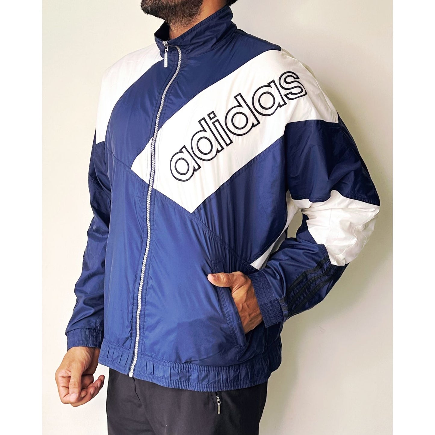 ADIDAS WINDBREAKER SIZE M PREMIUM JACKET