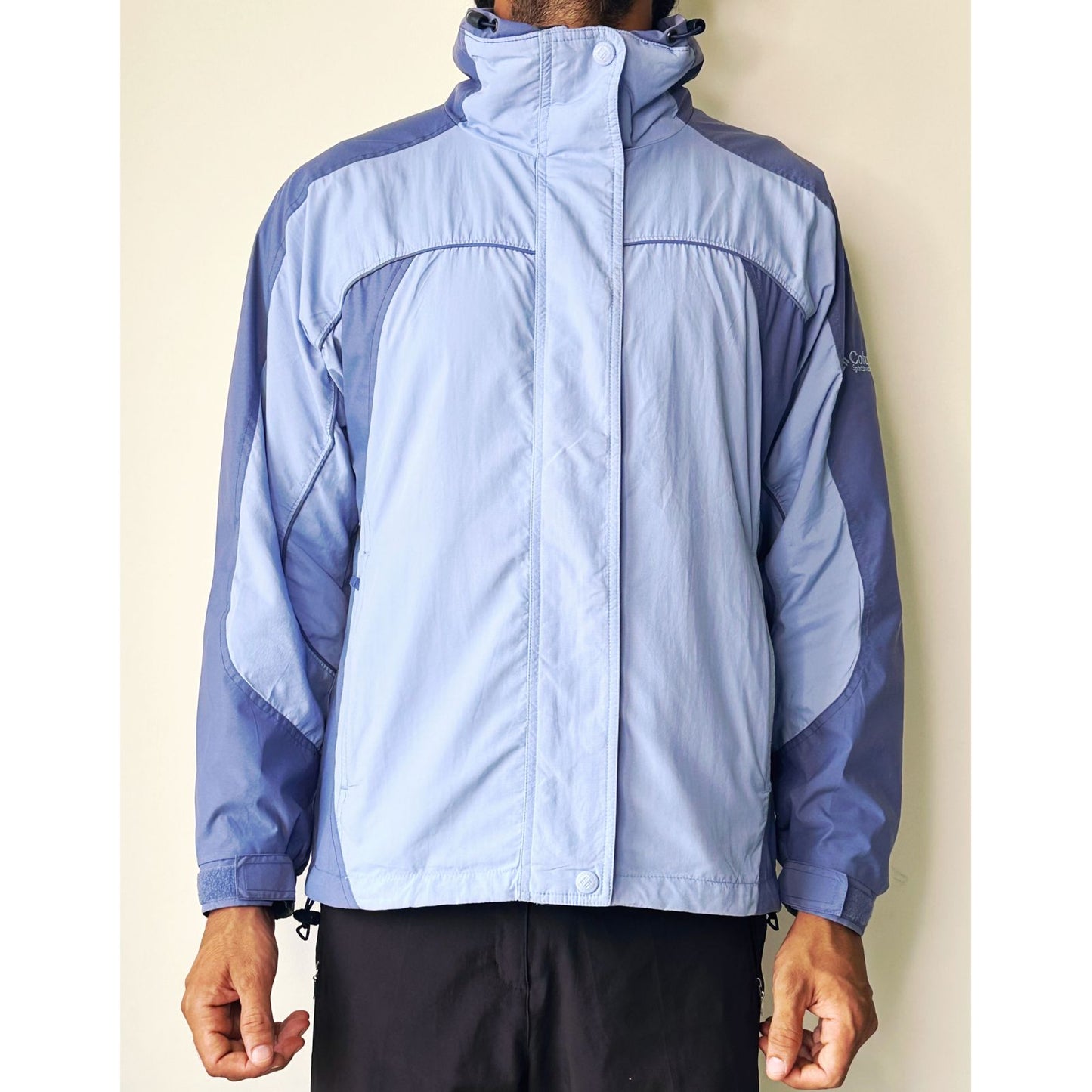 COLUMBIA SPORTSWEAR WINDBREAKER SIZE M PREMIUM JACKET