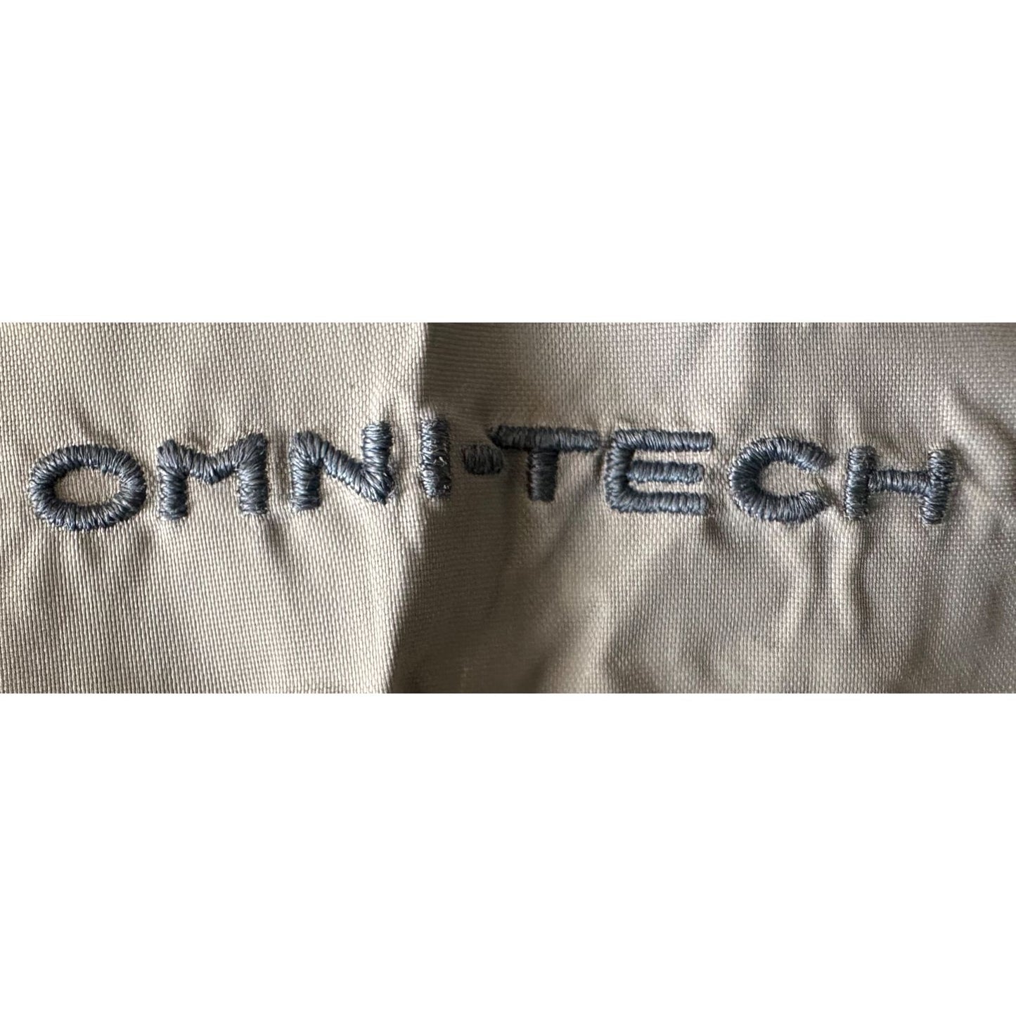 COLUMBIA OMNI-TECH WINDBREAKER SIZE L PREMIUM JACKET