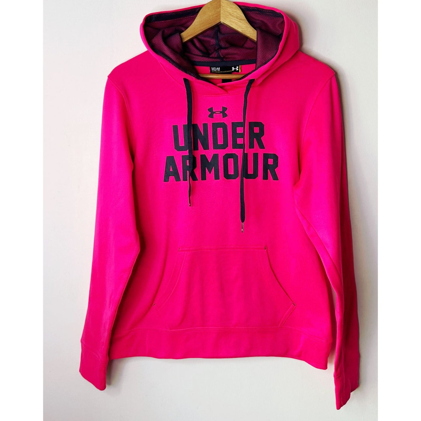 UNDER ARMOUR SIZE-M HOODIE