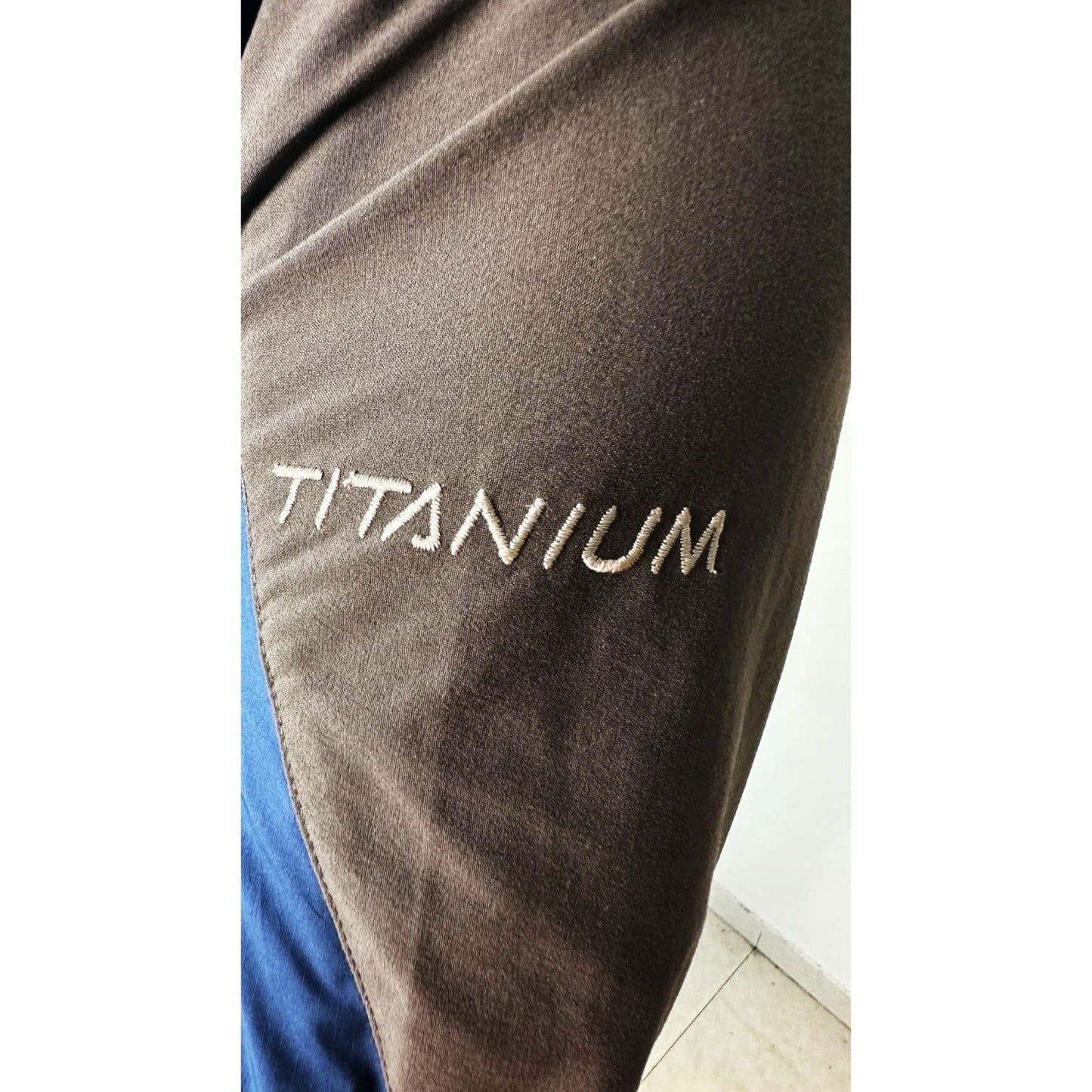 COLUMBIA TITANIUM LEAN RITE SIZE-XL WINDBREAKER JACKETS