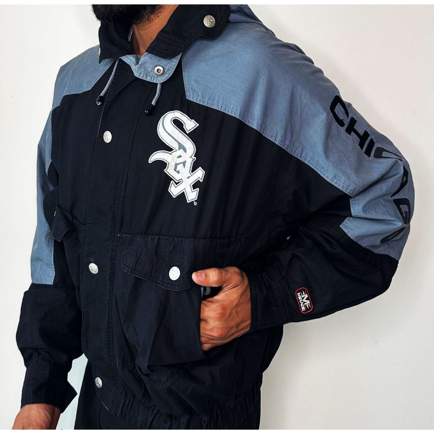 MLB CHICAGO MIRAGE SIZE- XL WINDBREAKER JACKETS