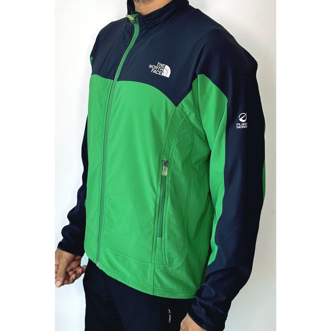 THE NORTH FACE FLIGHT SERIES SIZE- L WINDBREAKER JACKETS