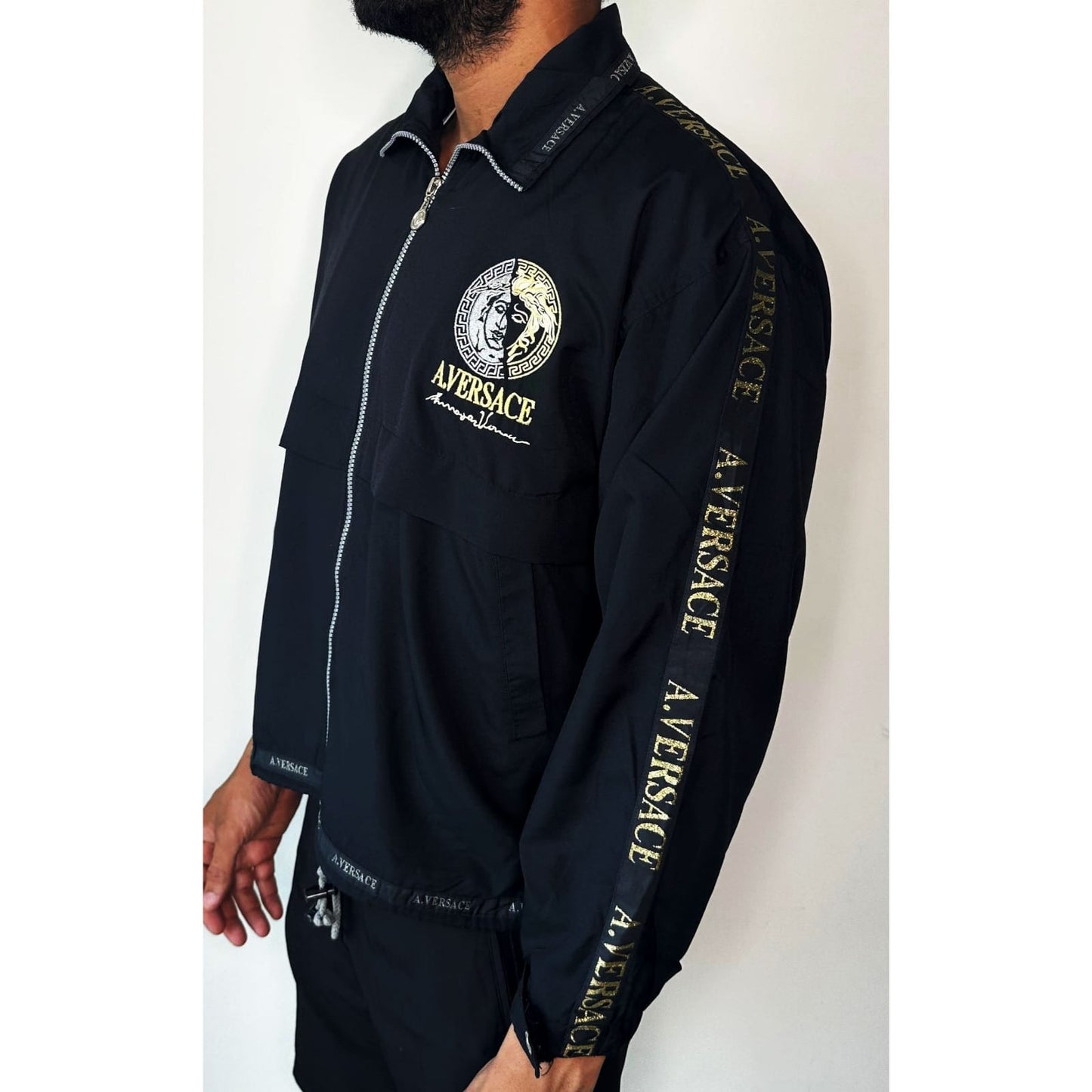 VERSACE SIZE-L LUXURY JACKET