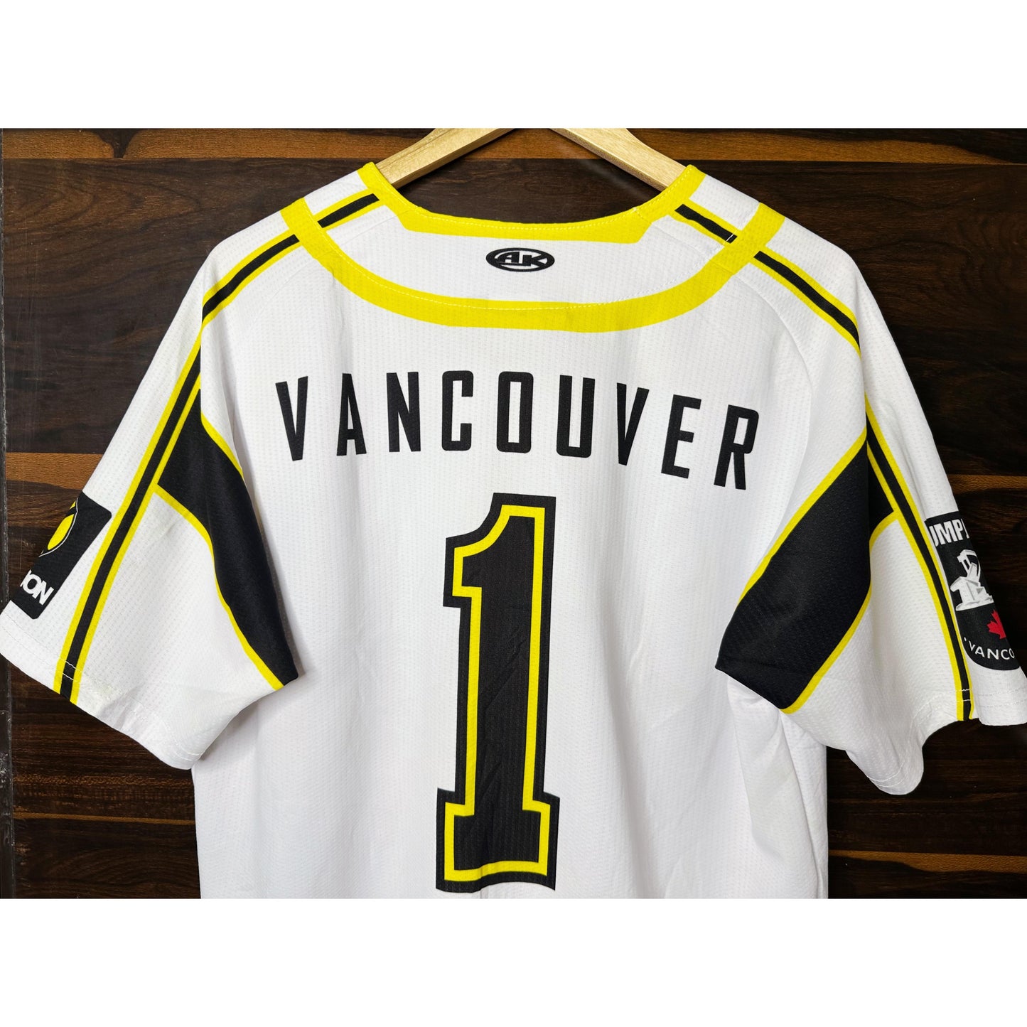 DRILLERS RUSSELL VANCOUVER NO 1 SIZE-XL BASEBALL JERSEYS