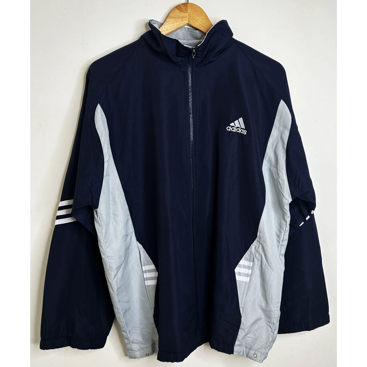 ADIDAS BLACK  SIZE- XL WINDBREAKER JACKETS