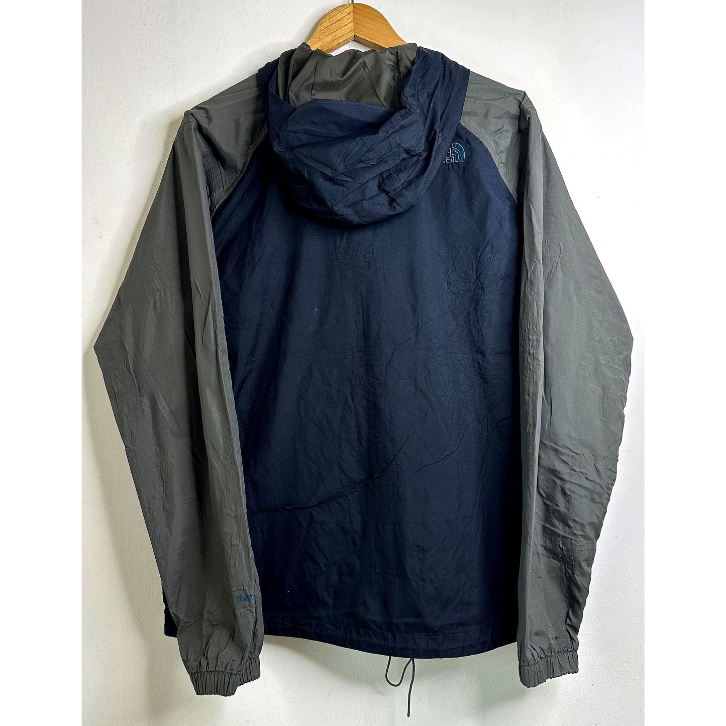 THE NORTH FACE SIZE- XL WINDBREAKER JACKETS