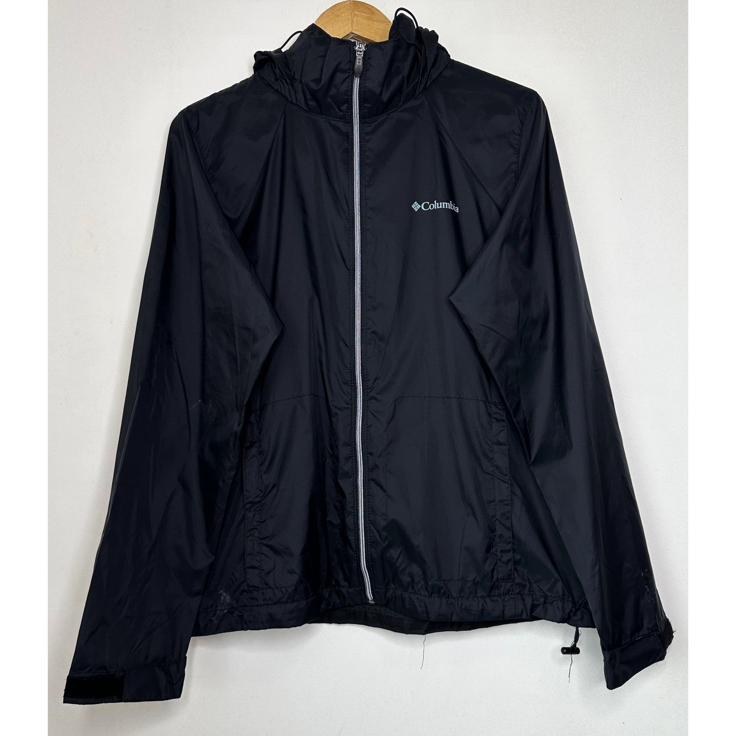 COLUMBIA BLACK SIZE- M WINDBREAKER JACKETS