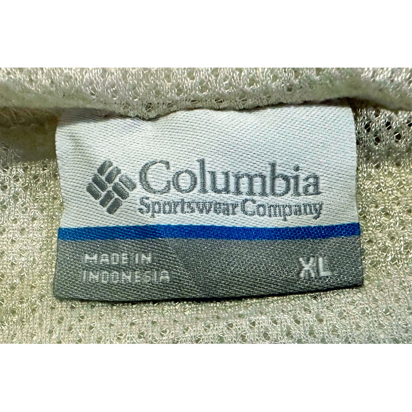 COLUMBIA WHITE SIZE- L WINDBREAKER JACKETS