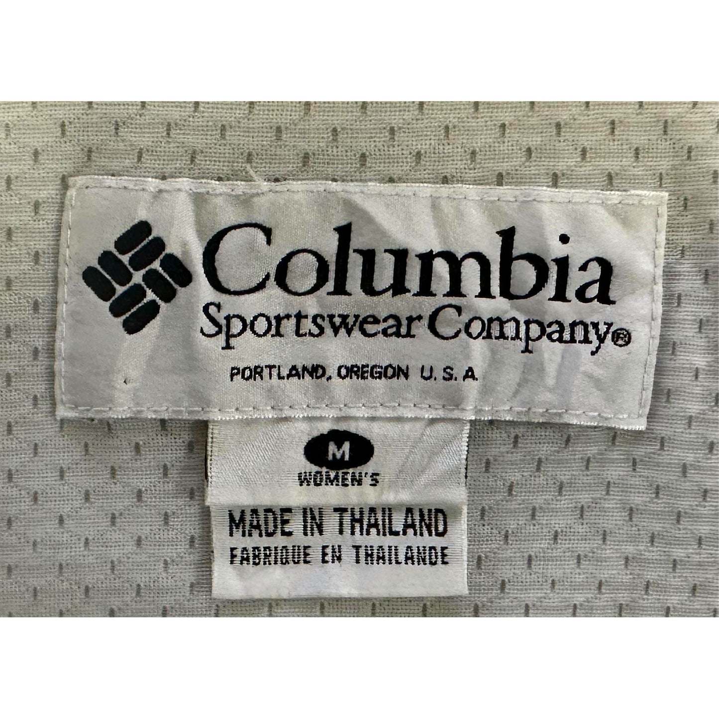 COLUMBIA WHITE AND BLUE SIZE- M WINDBREAKER JACKETS