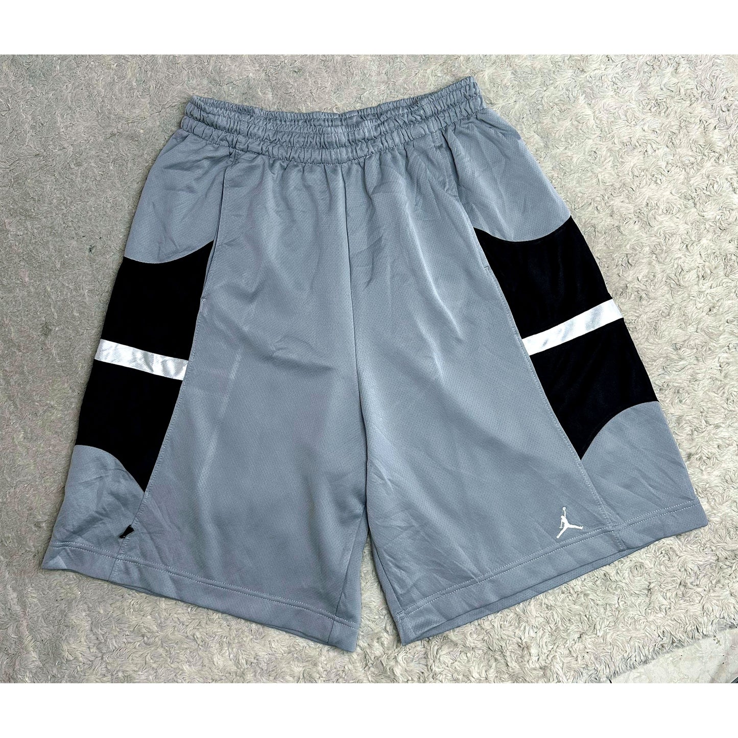 JORDAN GREY SIZE-XL SHORTS TRACKS & SHORTS