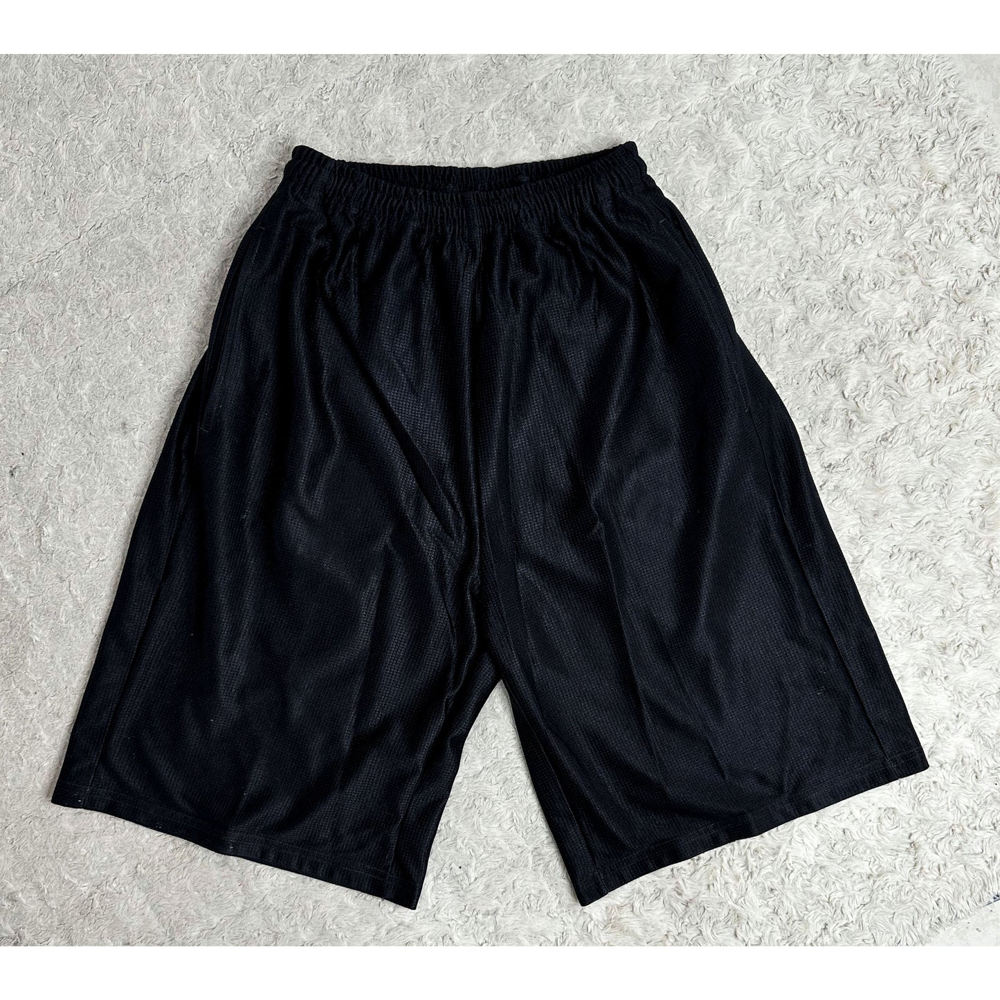 CHAMPS SPORTS BLACK SIZE-L SHORTS