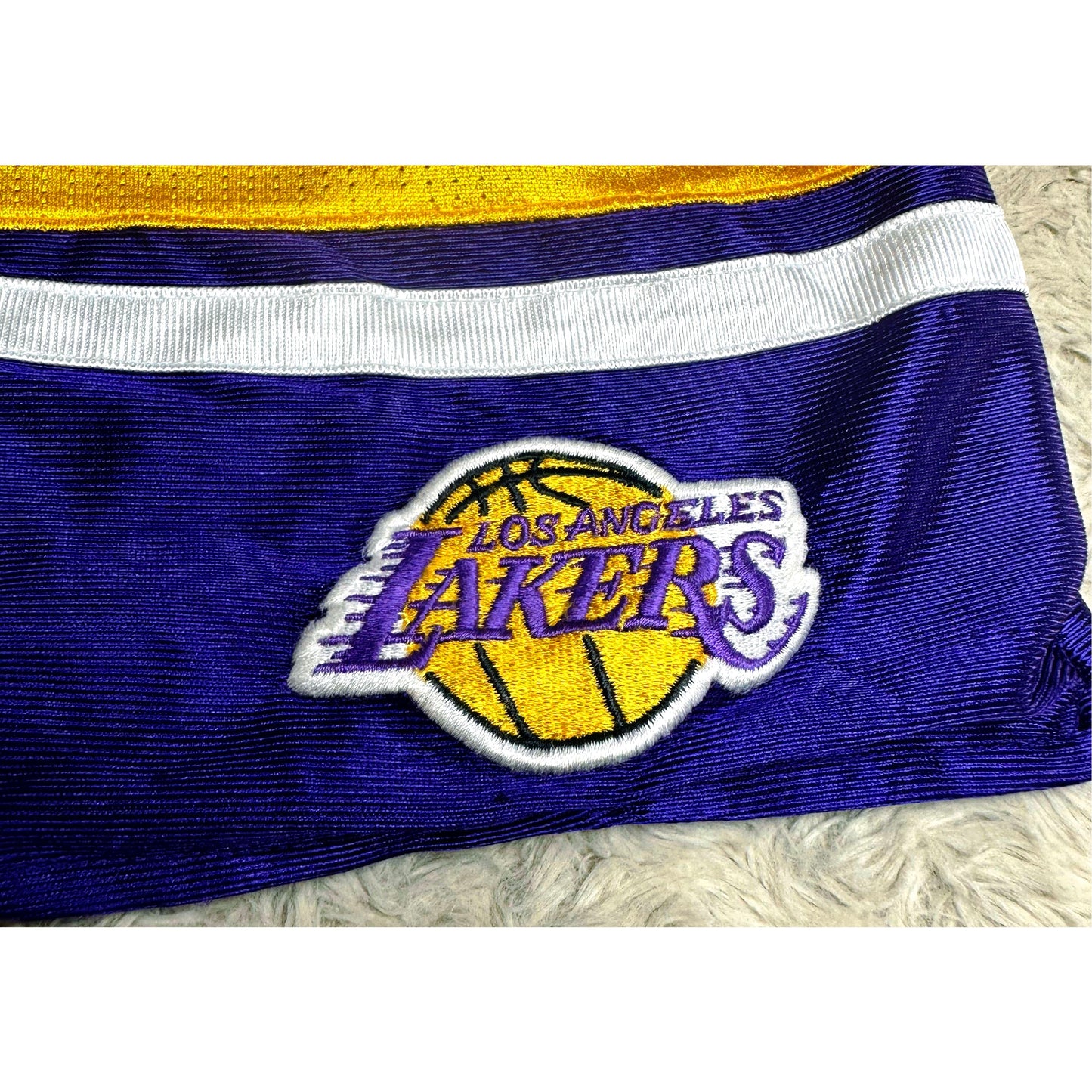 NIKE LOS ANGELS LAKERS YELLOW SIZE-M SHORTS