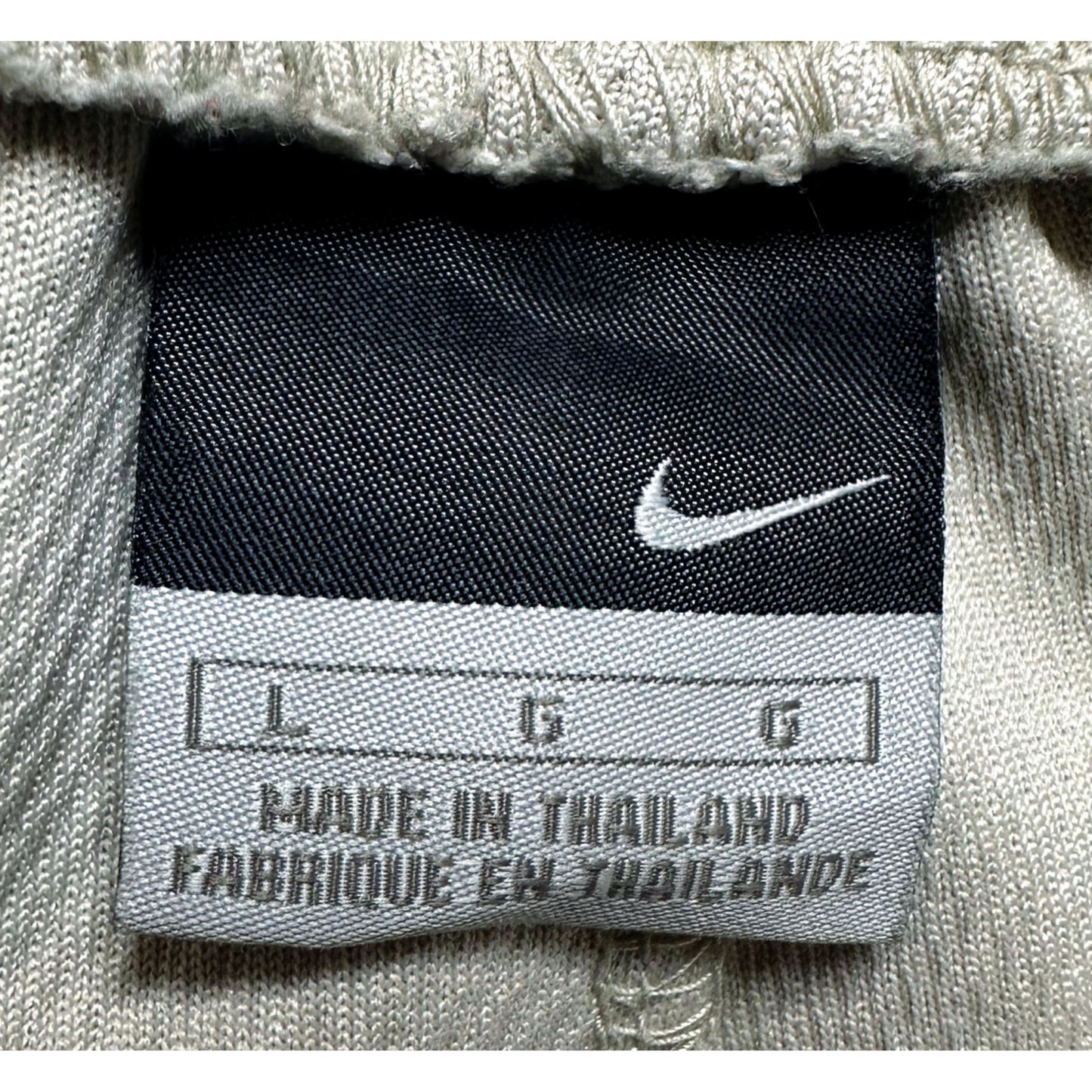 NIKE GREY SIZE-L SHORTS