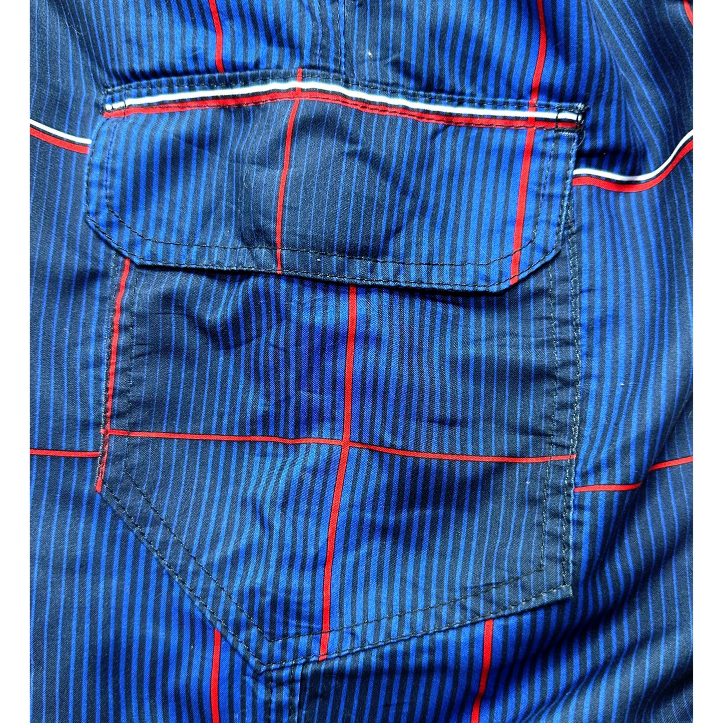 OP DARK BLUE & RED LINES SIZE-M SHORTS