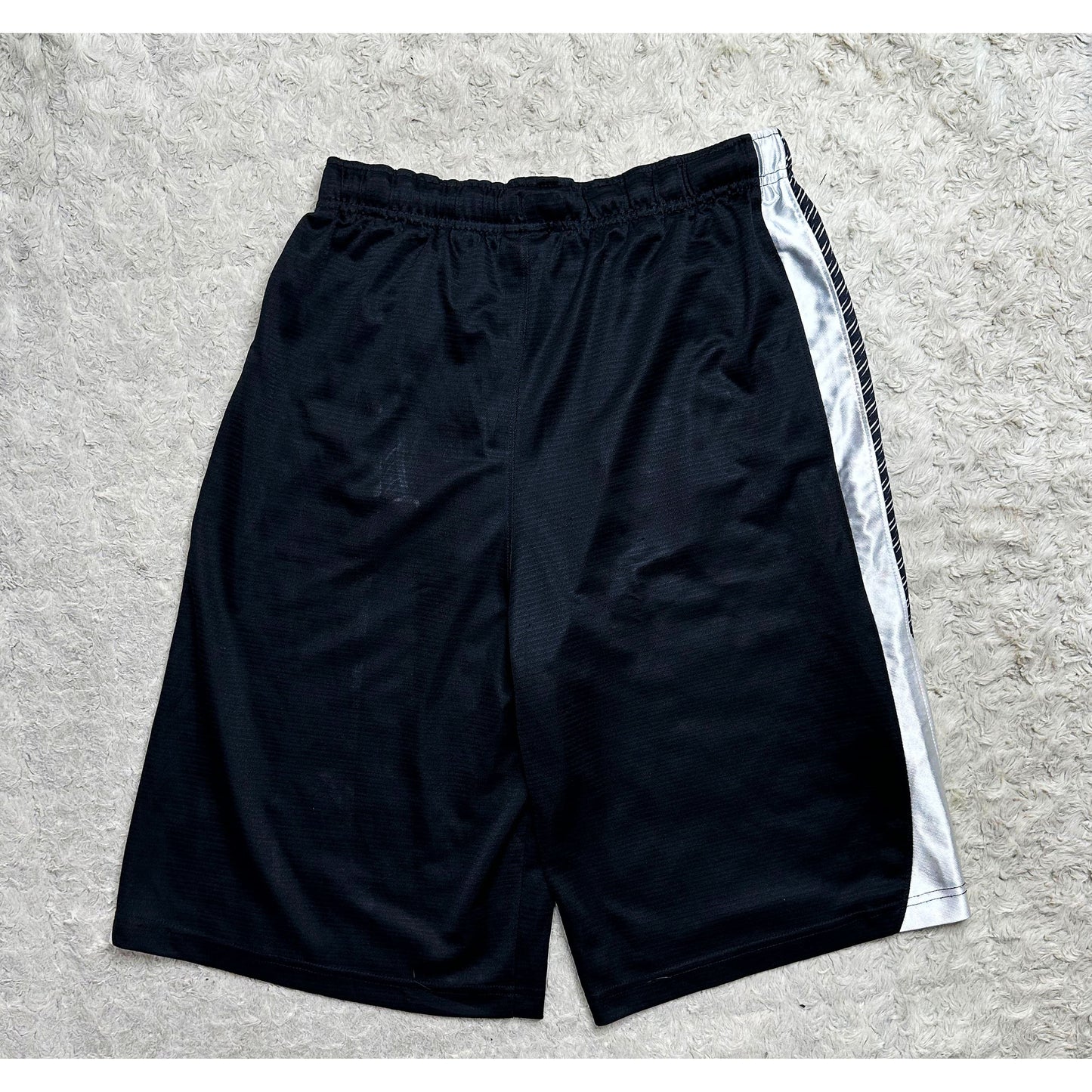 NIKE BLACK  SIZE- XL SHORTS