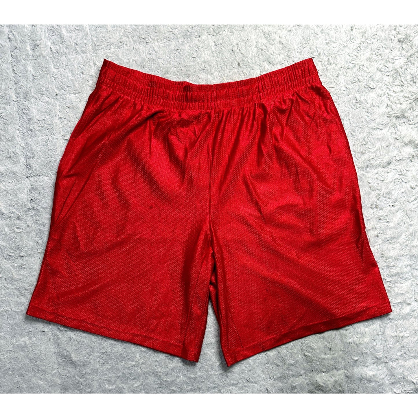 RED SIZE-M SHORTS