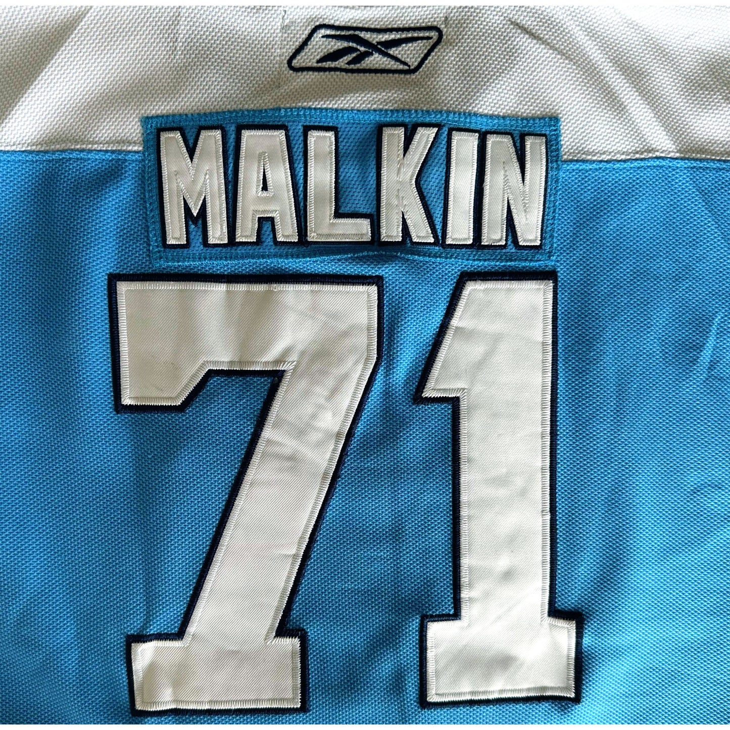 PITTSBURGH PENGUINS MALKIN NUMBER 71 SIZE- XS ICE HOCKEY JERSEYS