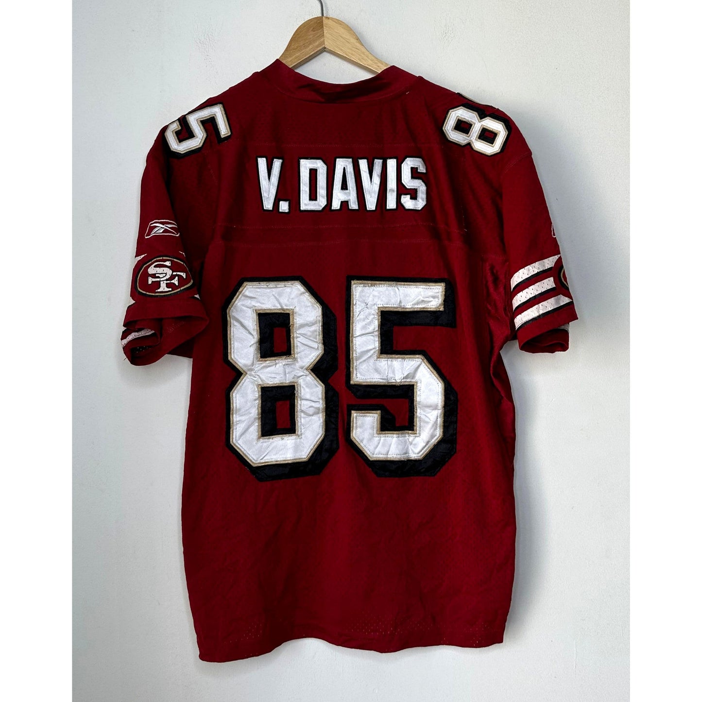 NIKE V.DAVIS NO 85  SIZE-XL NFL JERSEYS