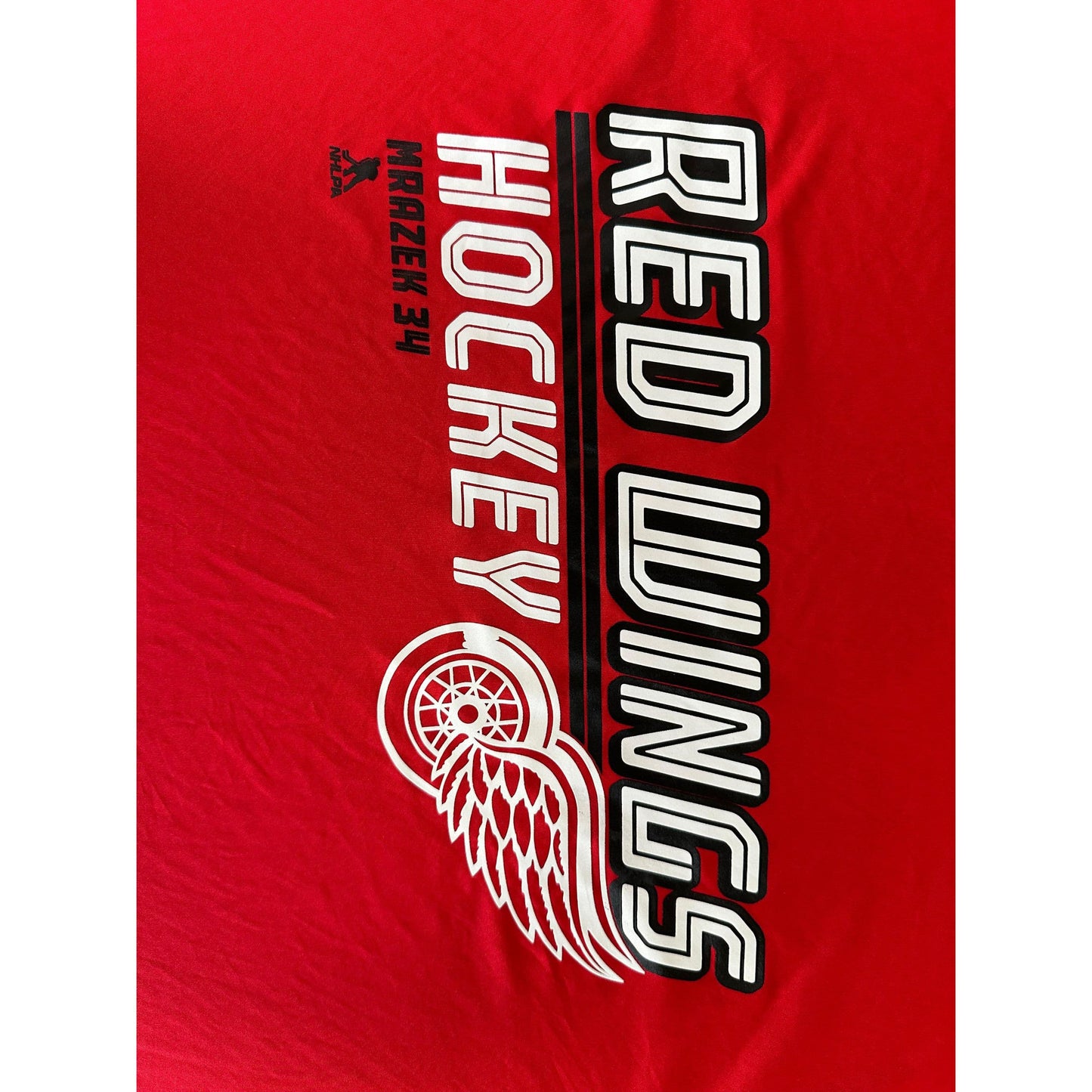 RED WINGS HOCKEY SIZE-XL PREMIUM DRY-FIT